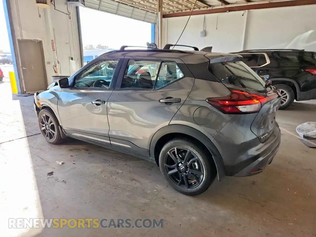 2 Photograph of a damaged car 3N1CP5DVXPL555159 NISSAN KICKS 2023