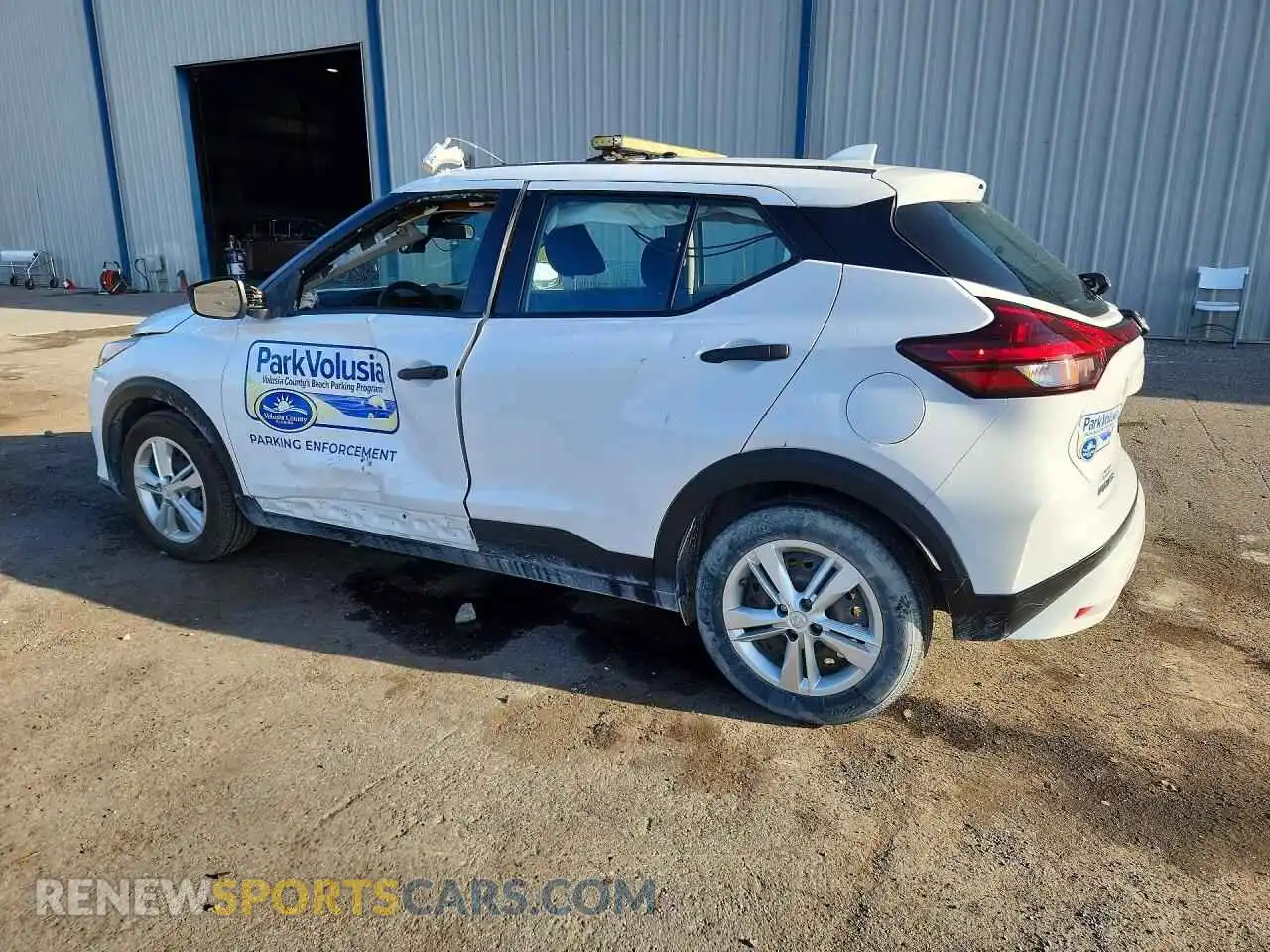 2 Photograph of a damaged car 3N1CP5BV7RL558977 NISSAN KICKS 2024