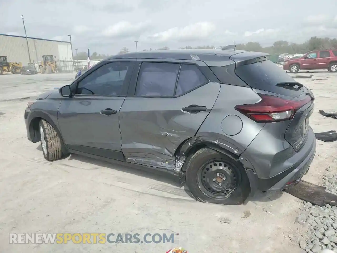 2 fotografías del automóvil dañado 3N1CP5BV9RL541288 NISSAN KICKS 2024