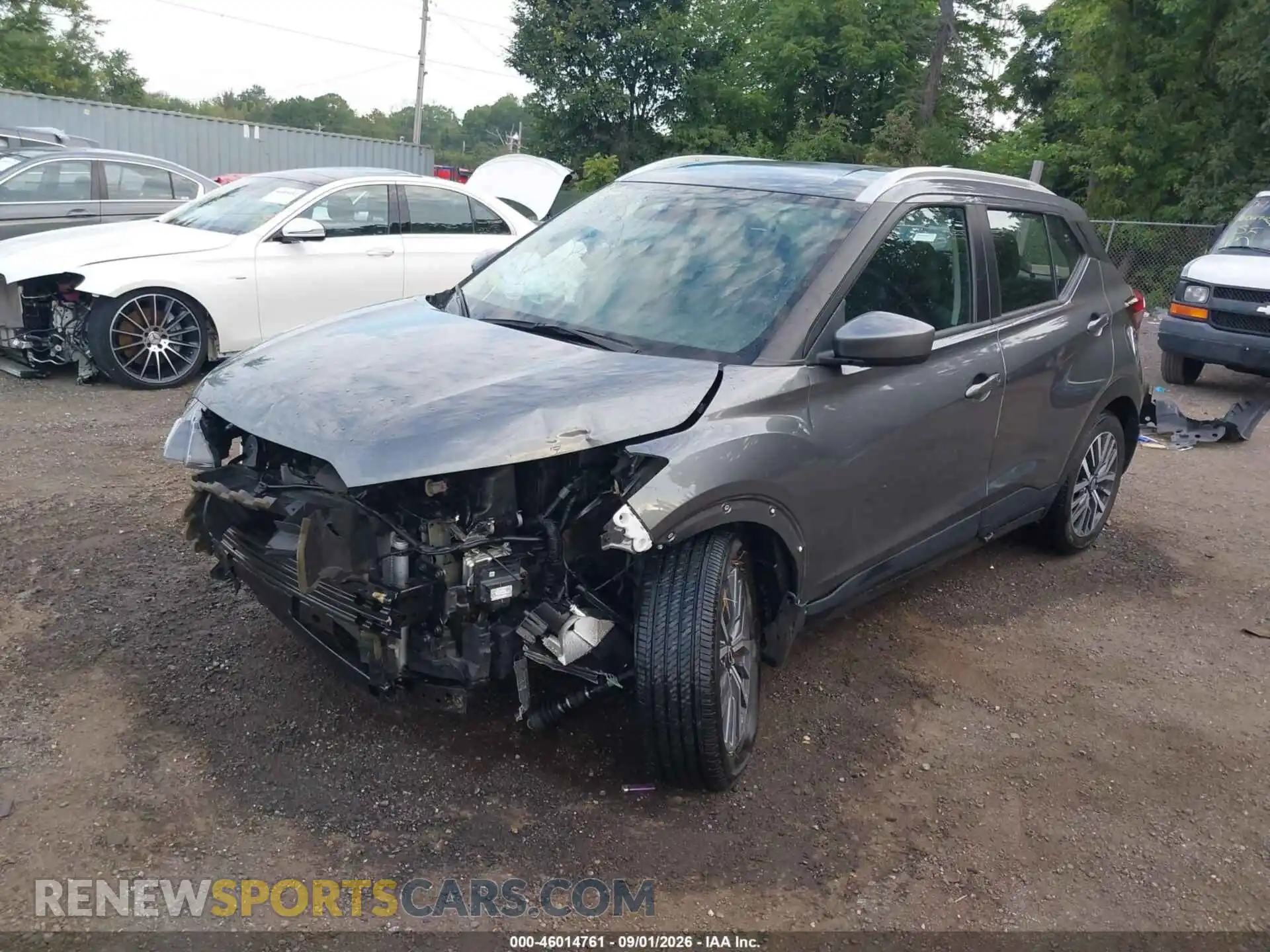 2 Photograph of a damaged car 3N1CP5CV2RL543382 NISSAN KICKS 2024