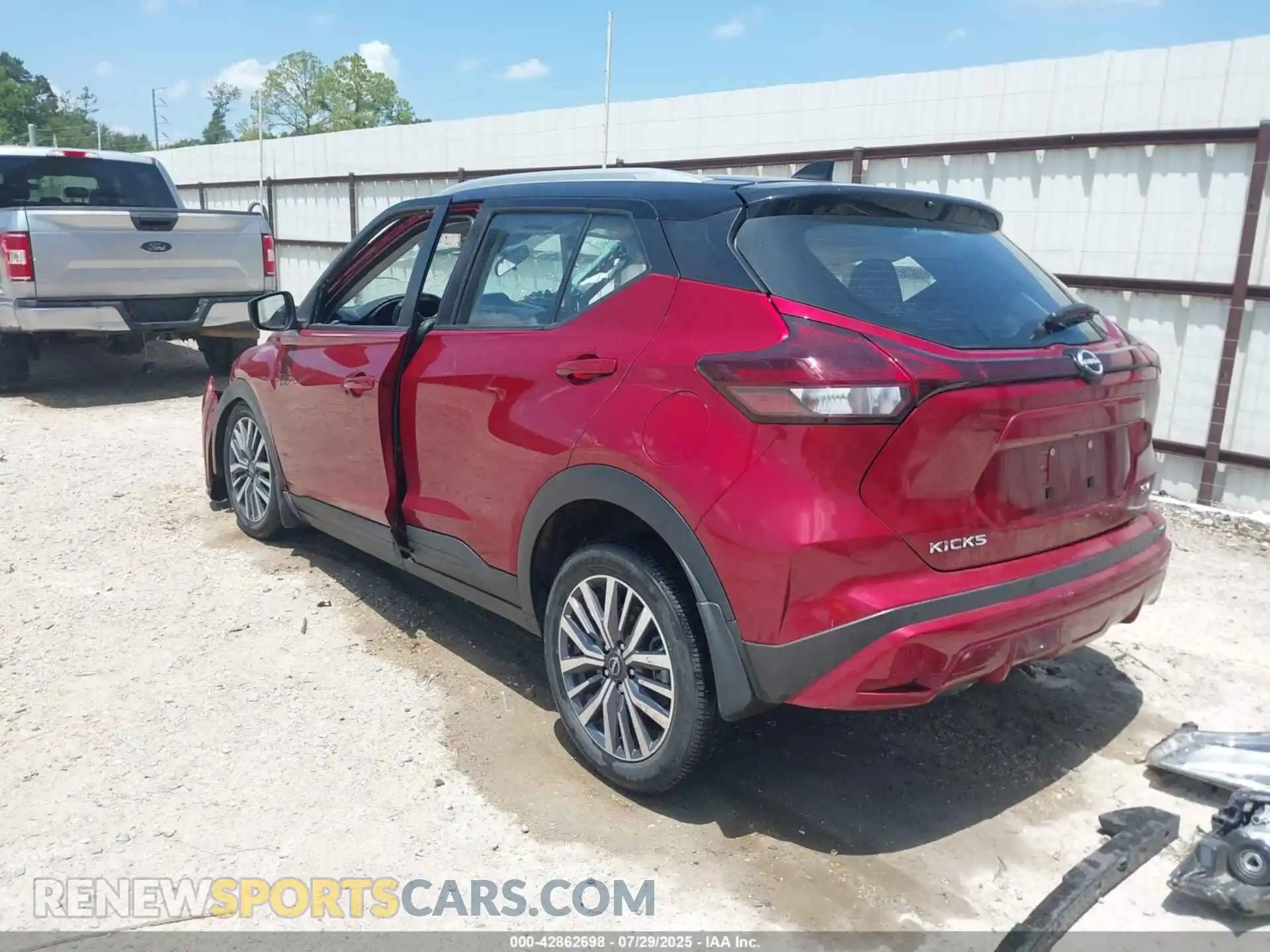 3 fotografías del automóvil dañado 3N1CP5CV3RL505109 NISSAN KICKS 2024
