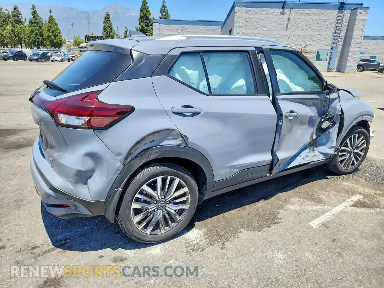 3 fotografías del automóvil dañado 3N1CP5CV4RL513476 NISSAN KICKS 2024
