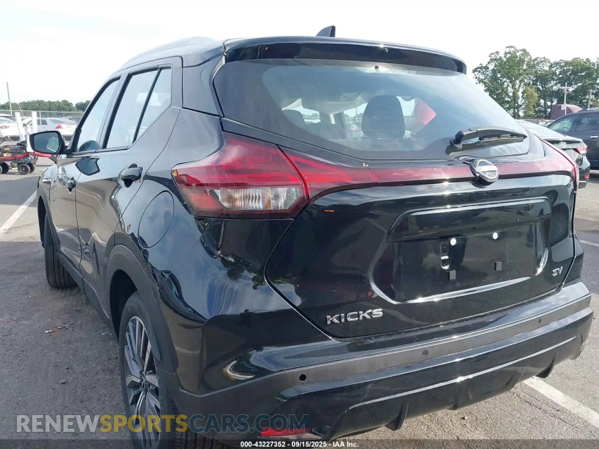 3 Фотография поврежденного автомобиля 3N1CP5CV4RL552987 NISSAN KICKS 2024