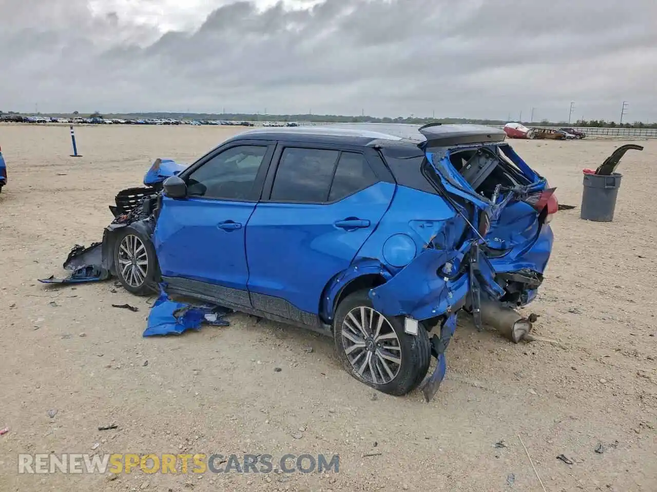 2 Photograph of a damaged car 3N1CP5CV8RL518082 NISSAN KICKS 2024