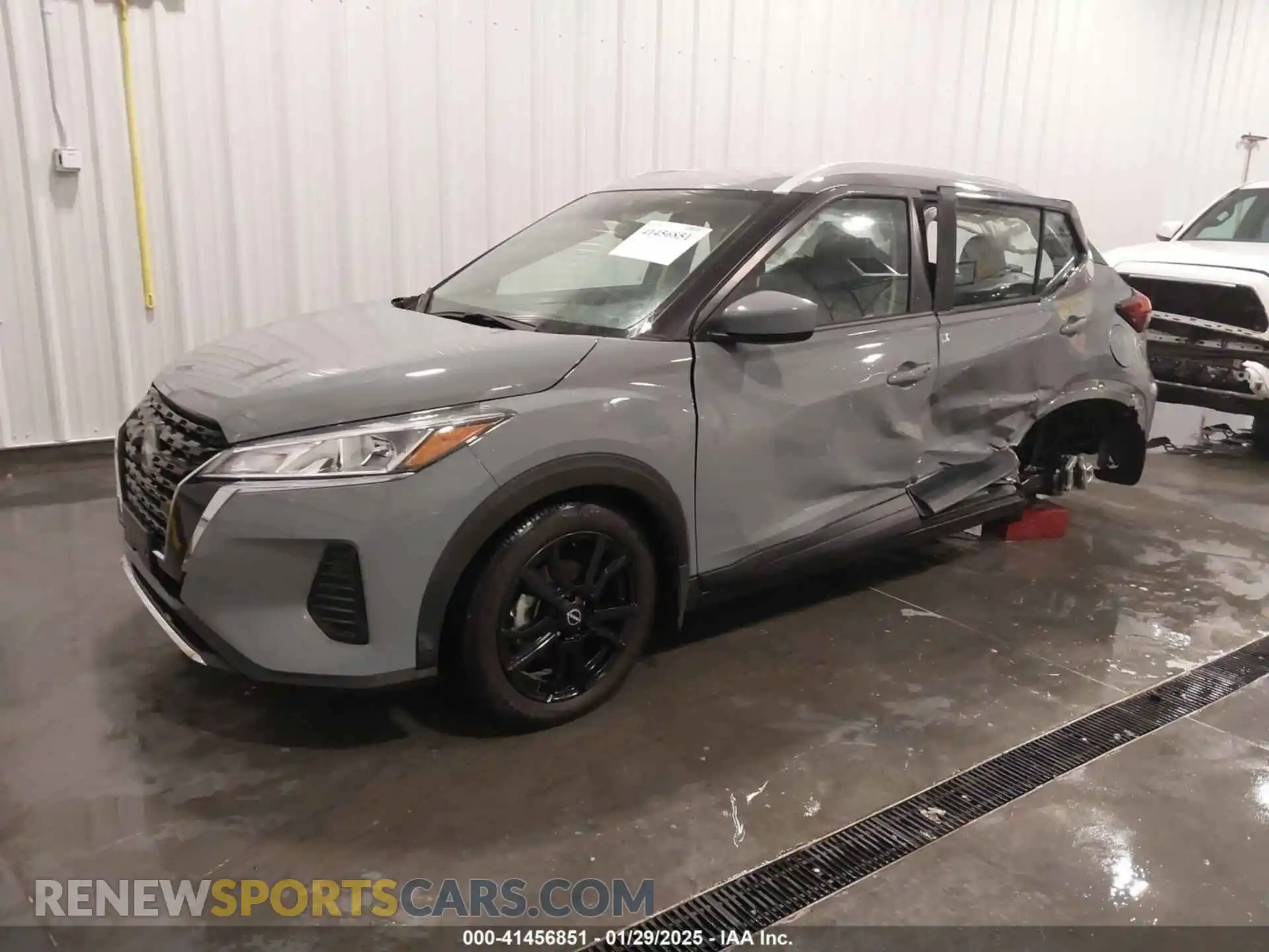 2 Photograph of a damaged car 3N1CP5CV8RL534735 NISSAN KICKS 2024