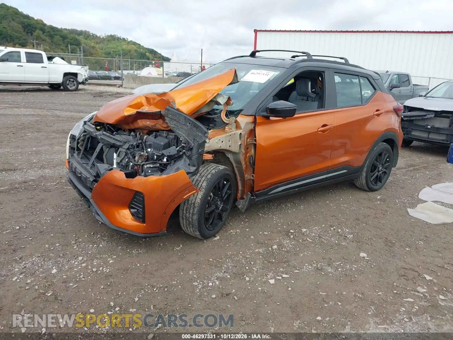 2 Photograph of a damaged car 3N1CP5DV2RL528542 NISSAN KICKS 2024