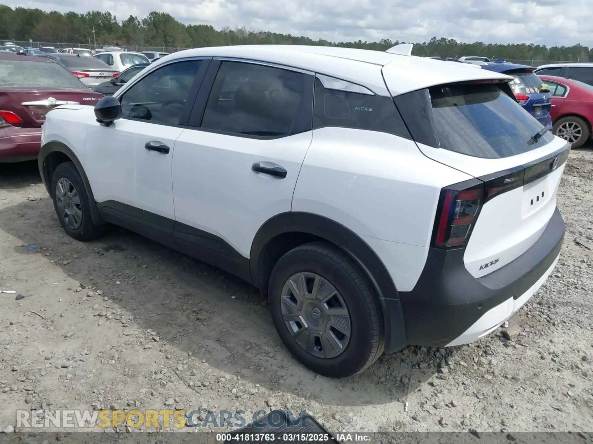3 Фотография поврежденного автомобиля 3N8AP6BA1SL306207 NISSAN KICKS 2025