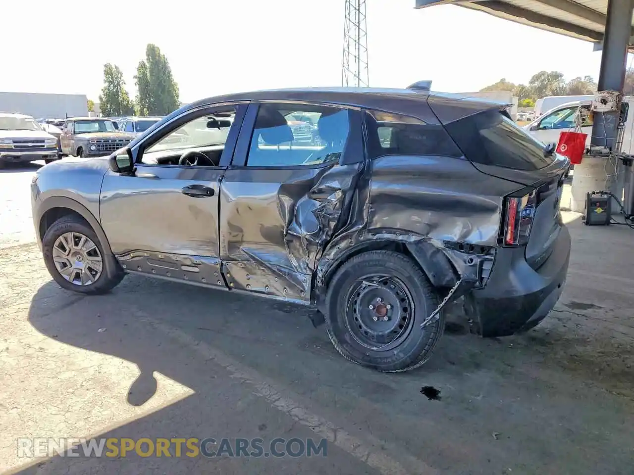 2 Photograph of a damaged car 3N8AP6BA1SL308278 NISSAN KICKS 2025