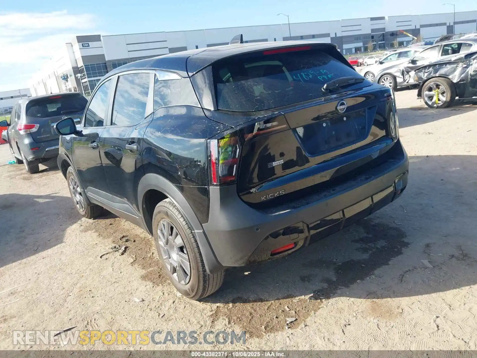 3 Photograph of a damaged car 3N8AP6BA3SL304278 NISSAN KICKS 2025
