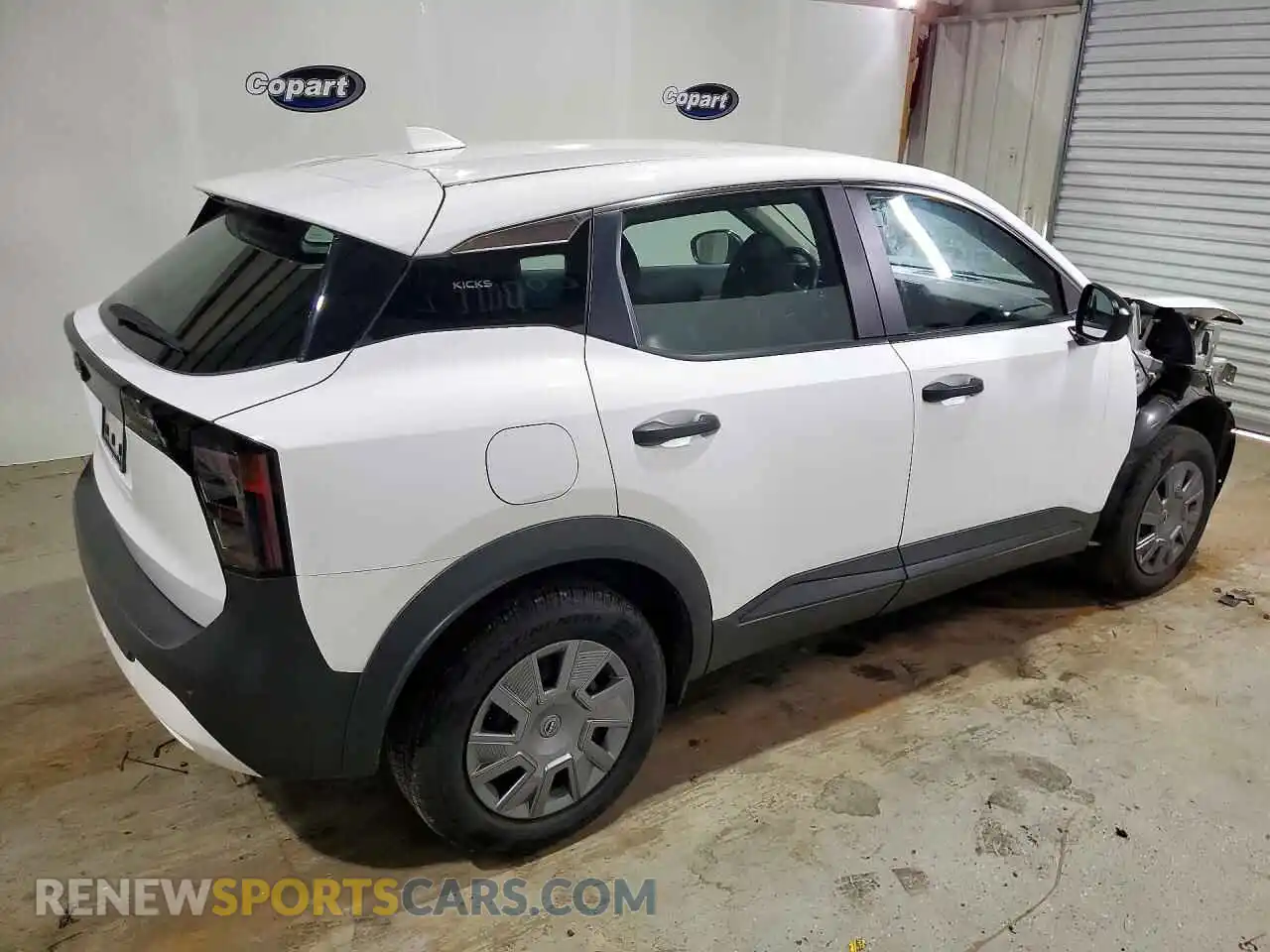 3 fotografías del automóvil dañado 3N8AP6BA4SL351982 NISSAN KICKS 2025