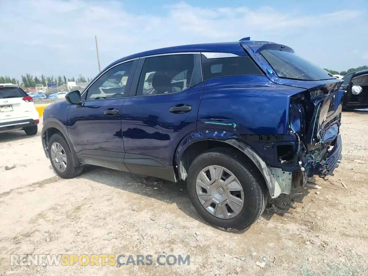 2 Photograph of a damaged car 3N8AP6BA5SL364305 NISSAN KICKS 2025