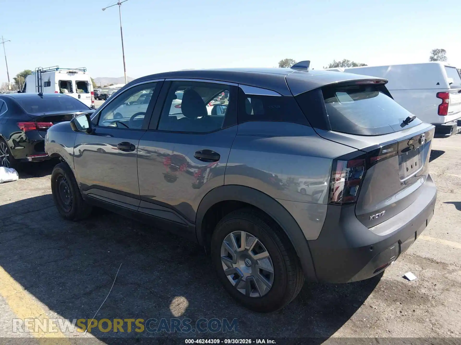 3 fotografías del automóvil dañado 3N8AP6BA5SL378205 NISSAN KICKS 2025
