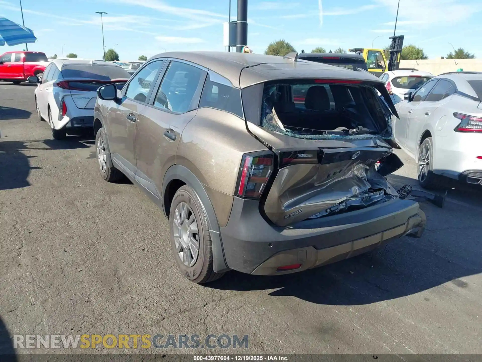 3 Photograph of a damaged car 3N8AP6BA5SL398759 NISSAN KICKS 2025