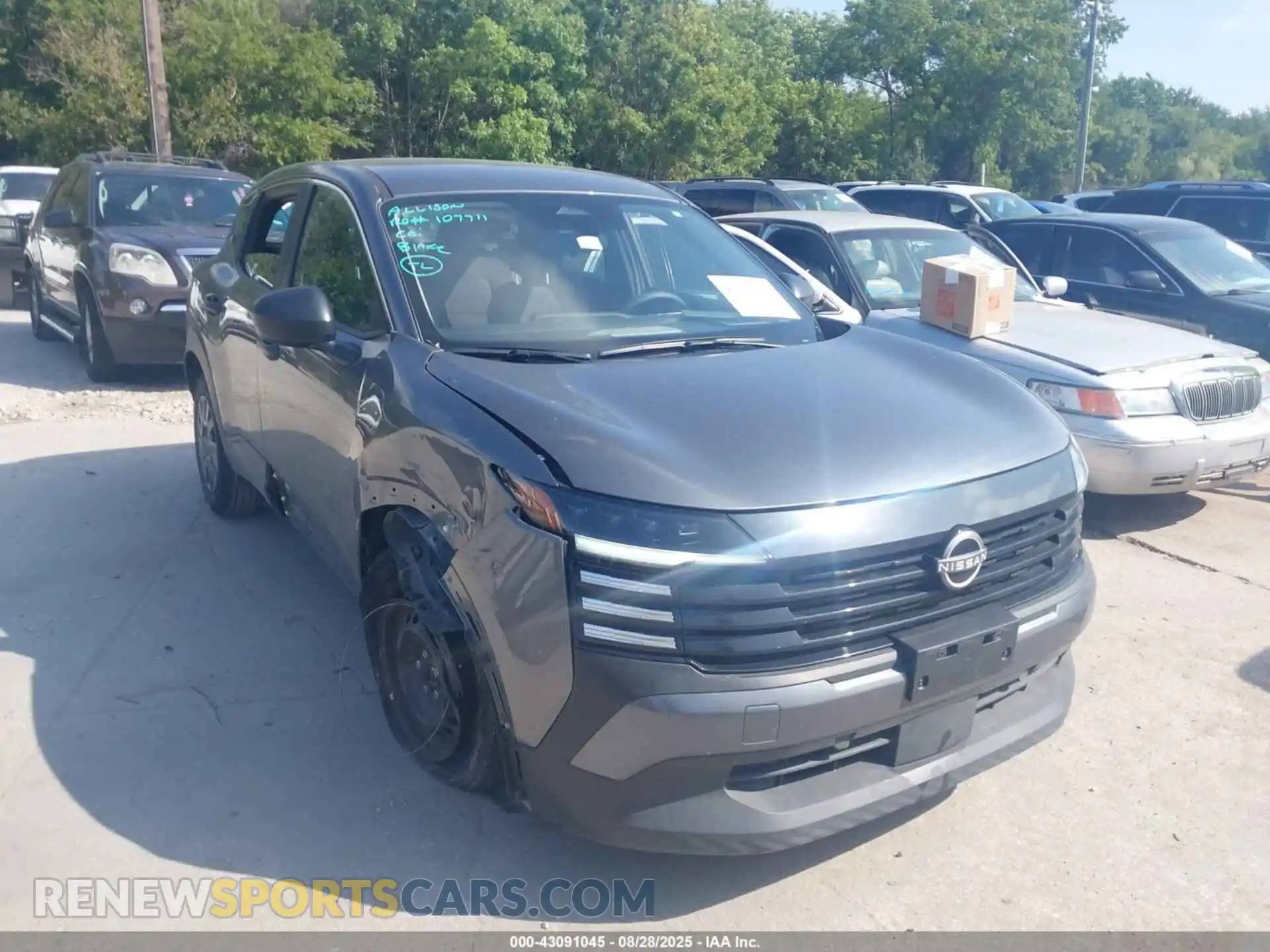 1 Photograph of a damaged car 3N8AP6BA9SL324955 NISSAN KICKS 2025