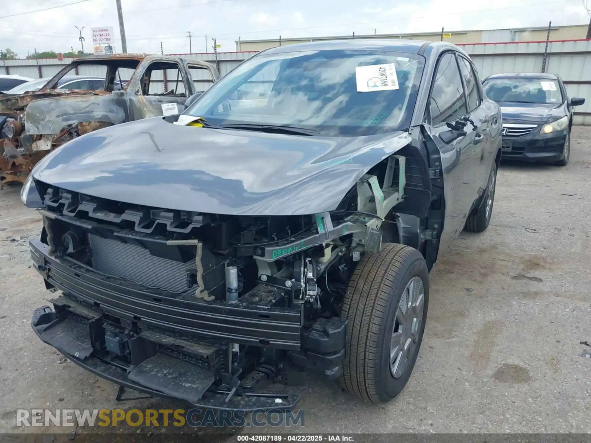 2 Photograph of a damaged car 3N8AP6BA9SL371080 NISSAN KICKS 2025