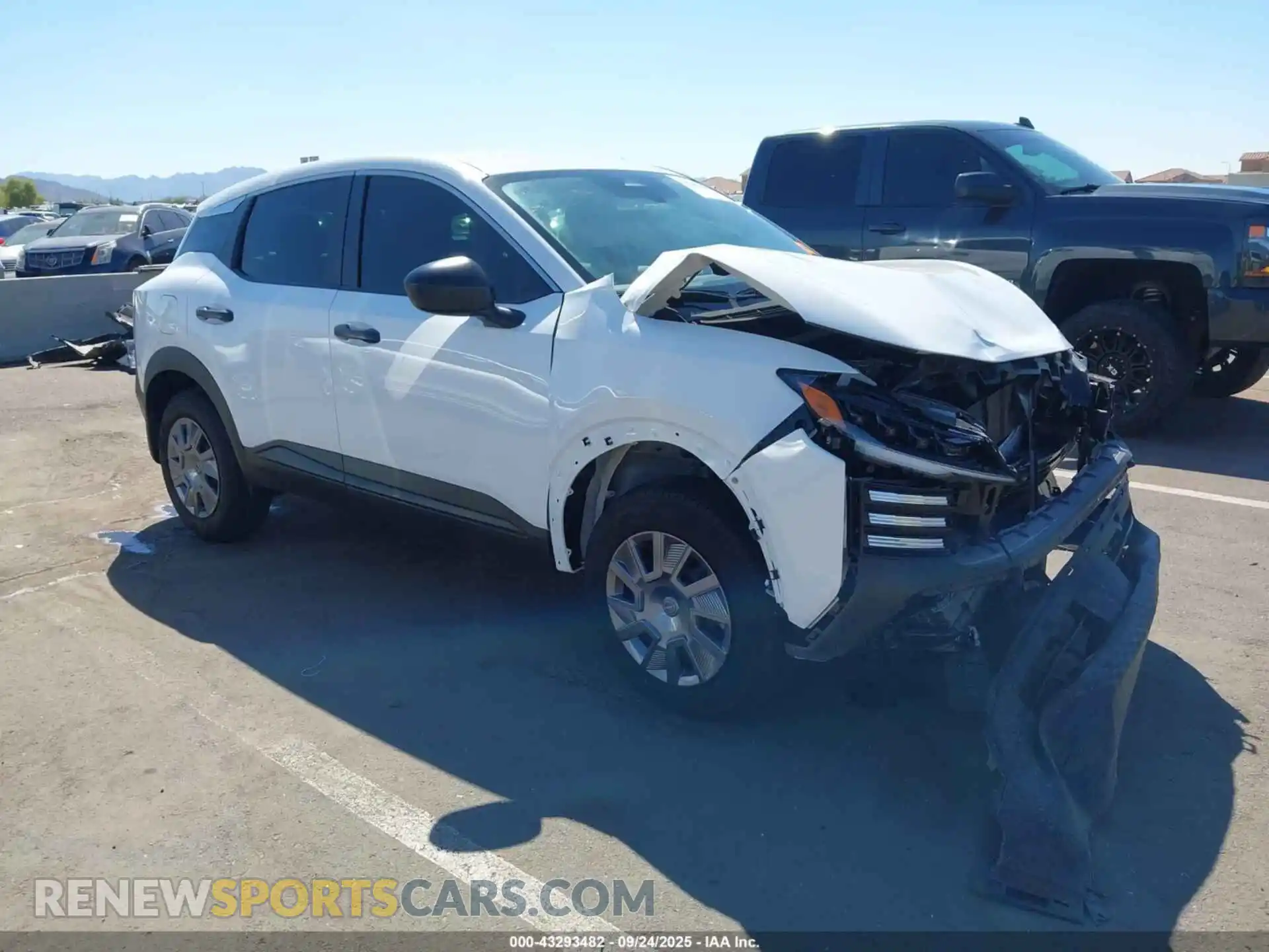 1 Photograph of a damaged car 3N8AP6BAXSL307579 NISSAN KICKS 2025