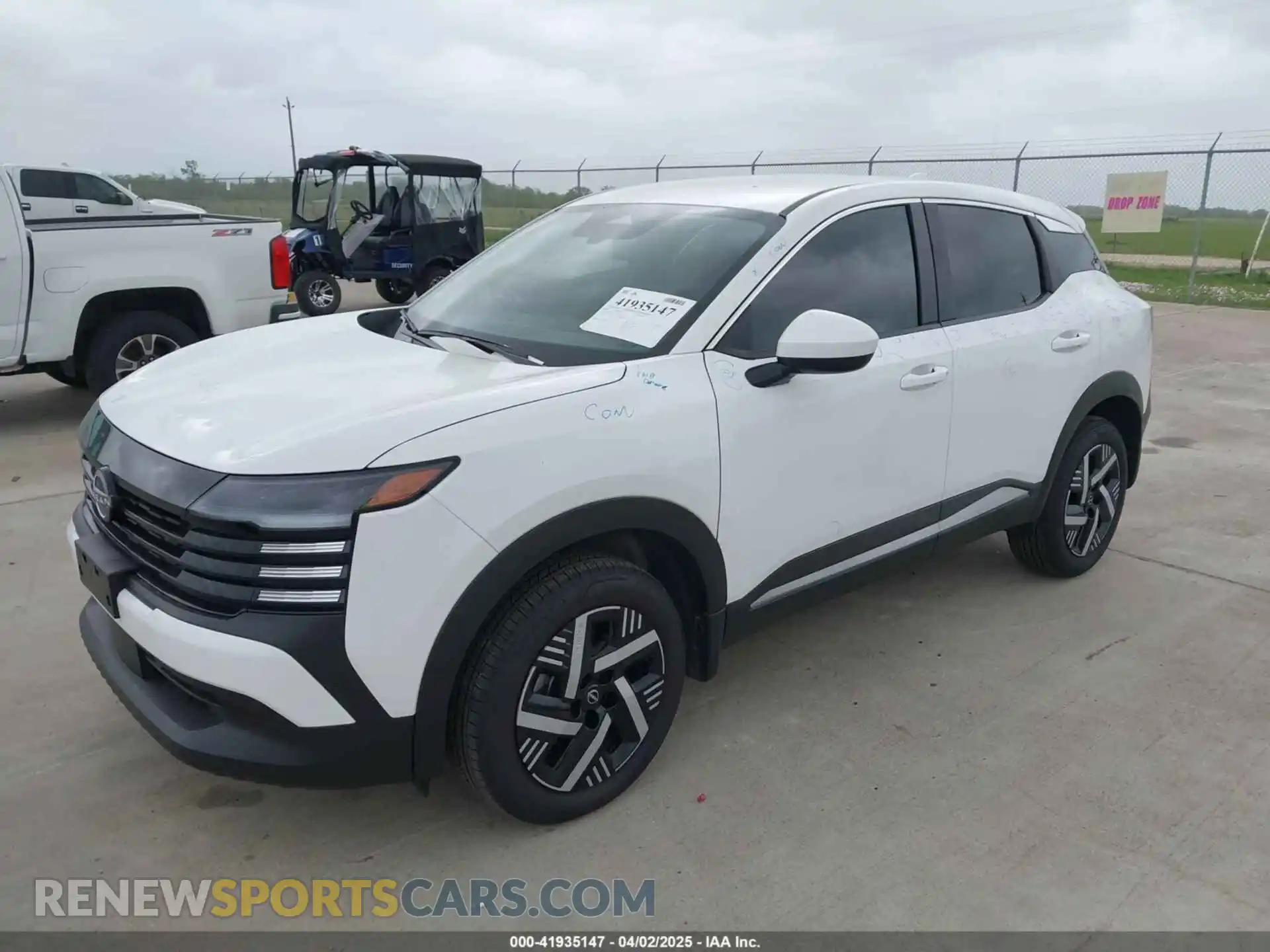 2 Photograph of a damaged car 3N8AP6CA3SL345623 NISSAN KICKS 2025
