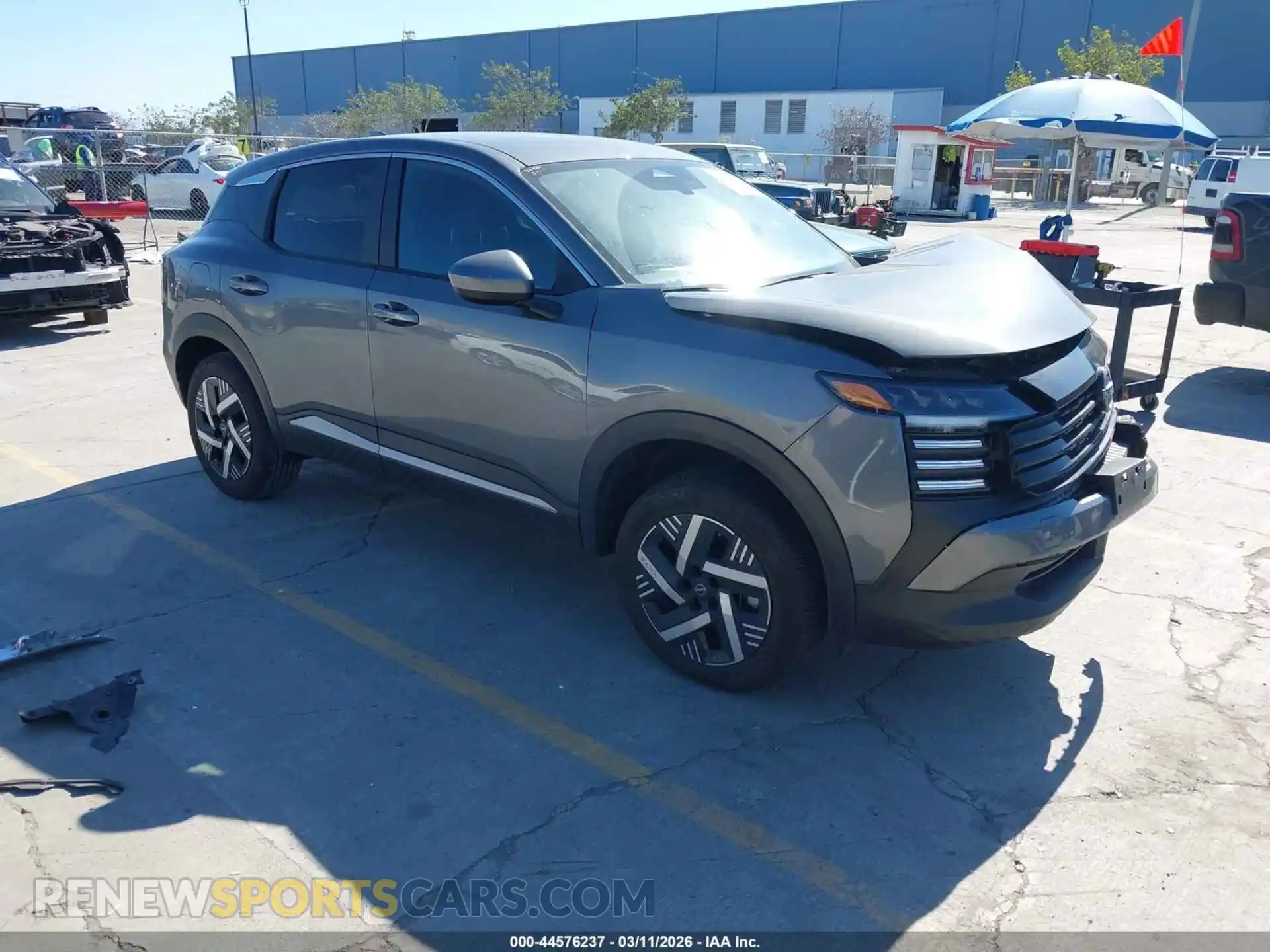 1 Photograph of a damaged car 3N8AP6CA3SL346805 NISSAN KICKS 2025
