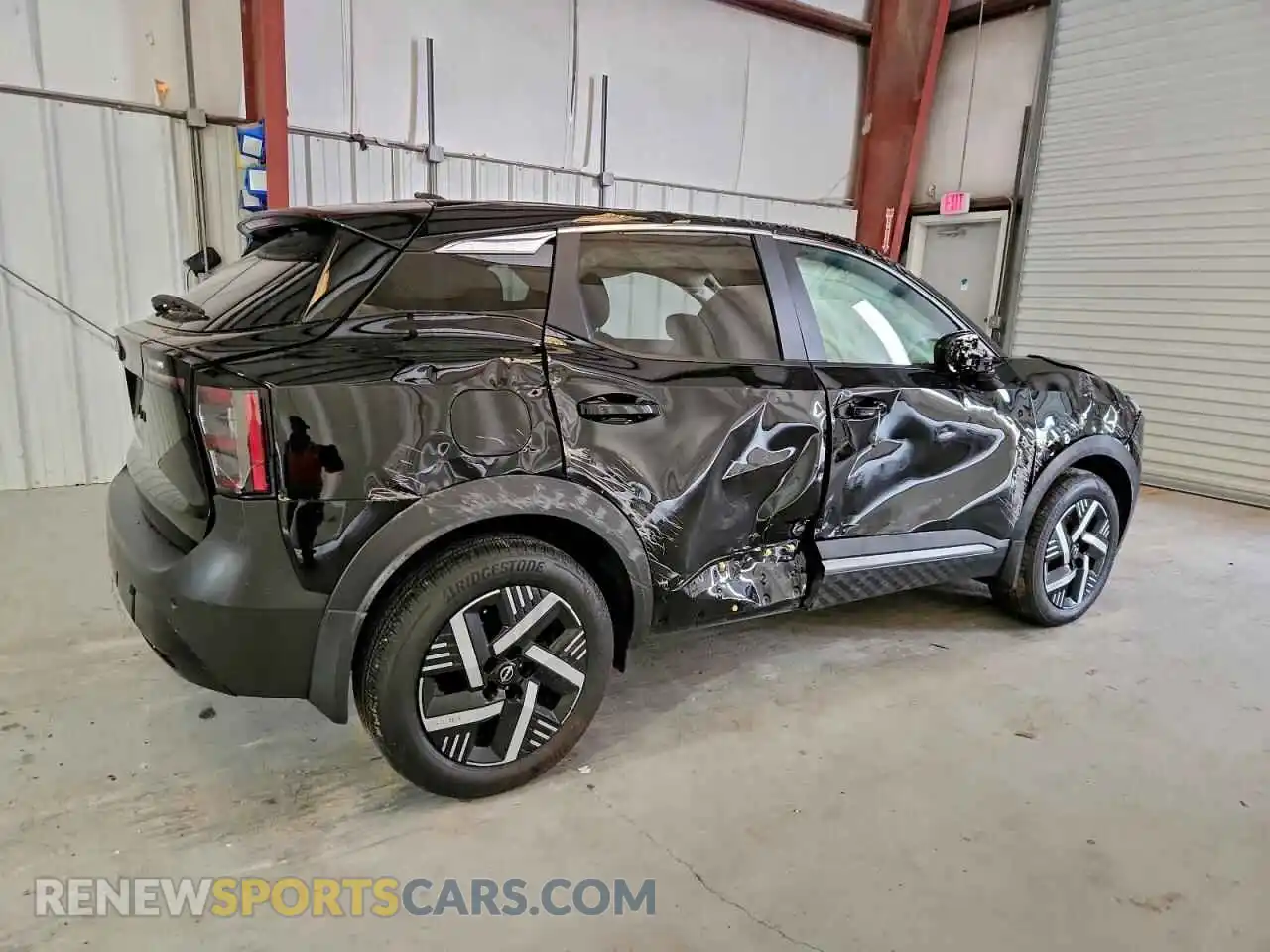 3 Photograph of a damaged car 3N8AP6CA3SL368125 NISSAN KICKS 2025