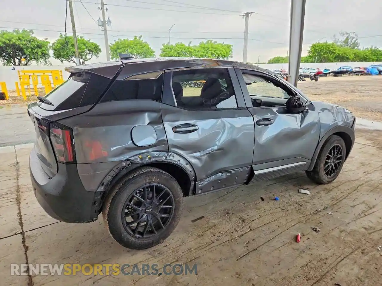 3 Фотография поврежденного автомобиля 3N8AP6CA3SL381599 NISSAN KICKS 2025