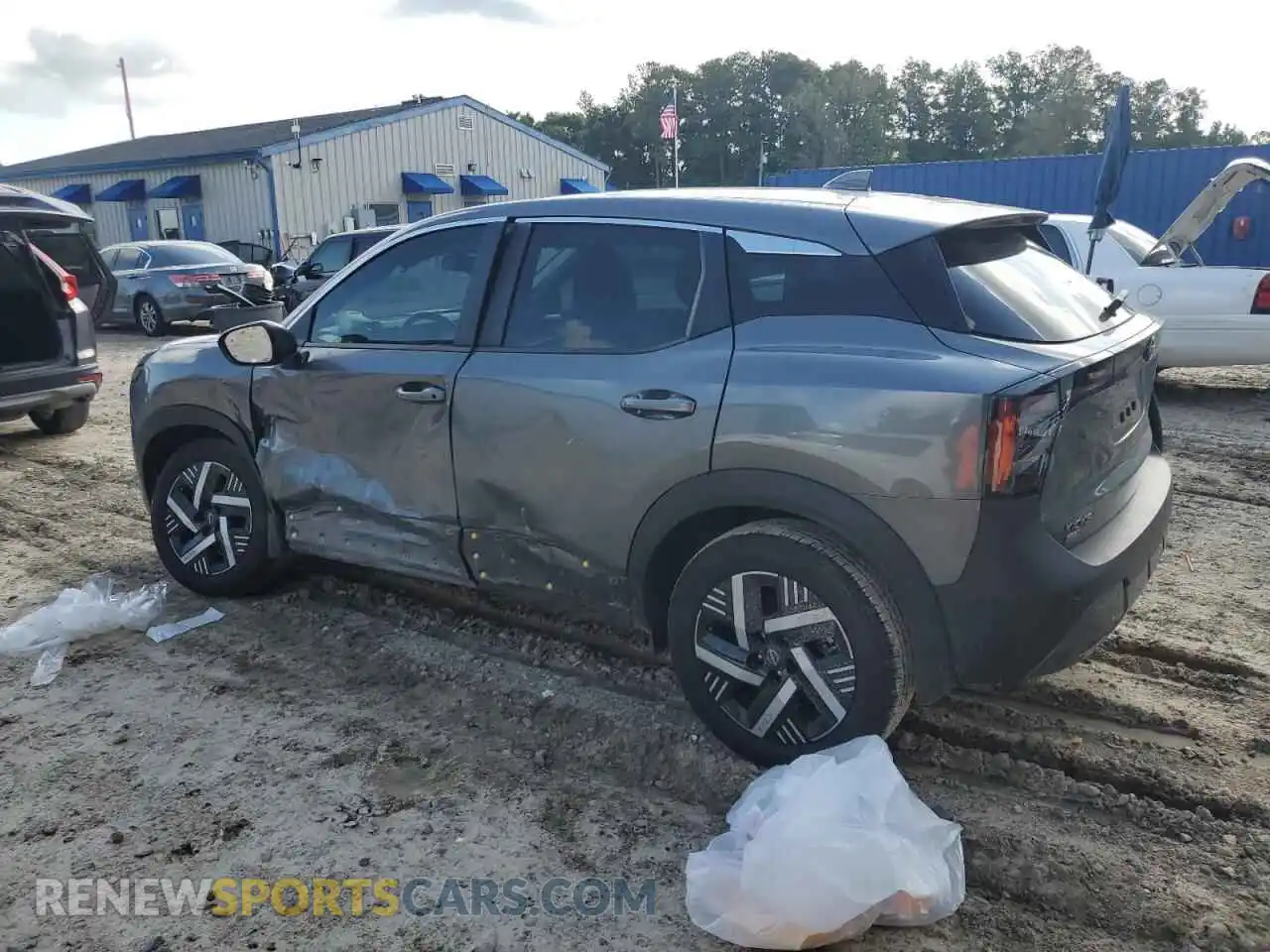 2 Фотография поврежденного автомобиля 3N8AP6CA5SL364156 NISSAN KICKS 2025