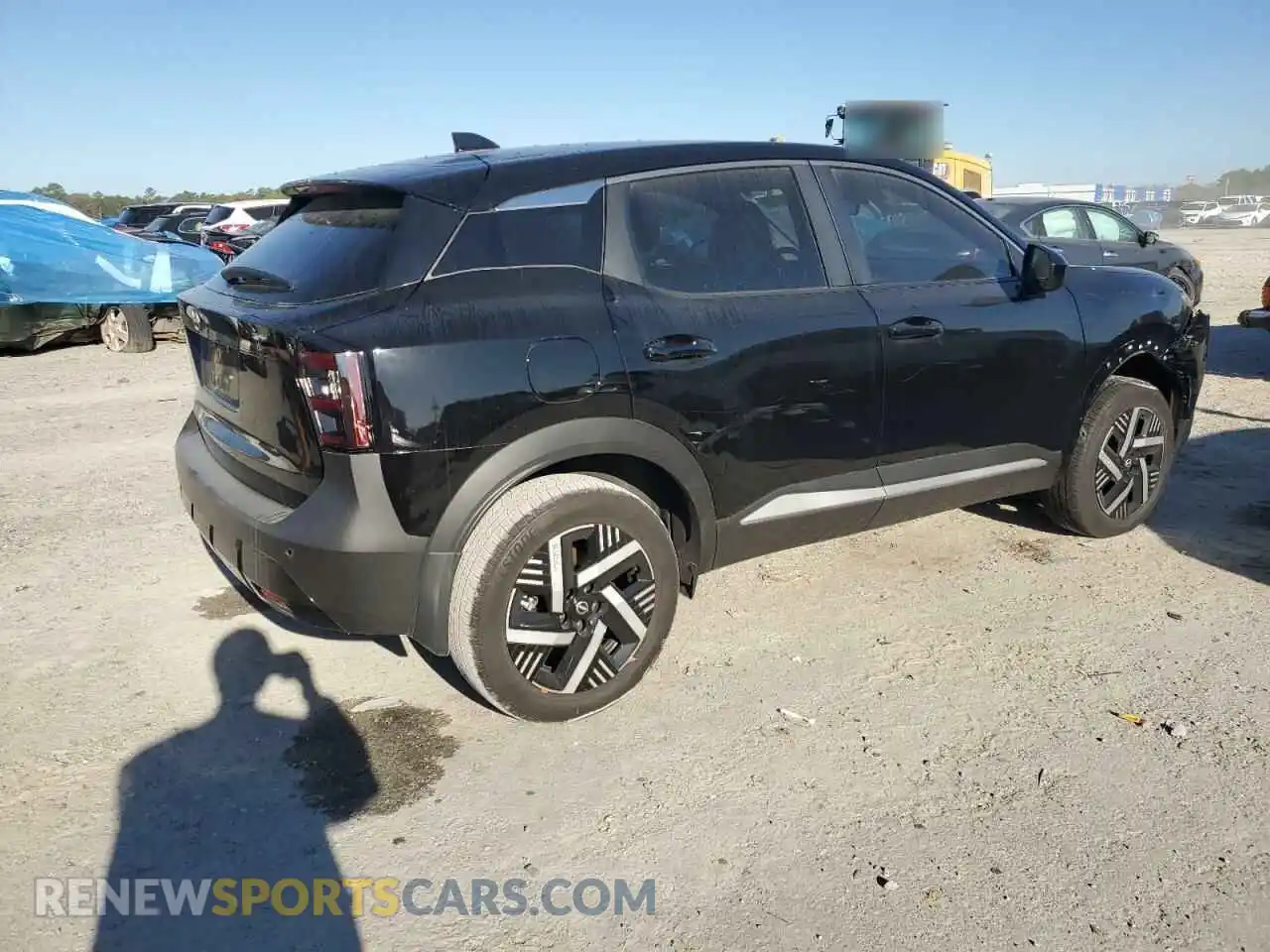 3 Photograph of a damaged car 3N8AP6CA6SL306797 NISSAN KICKS 2025