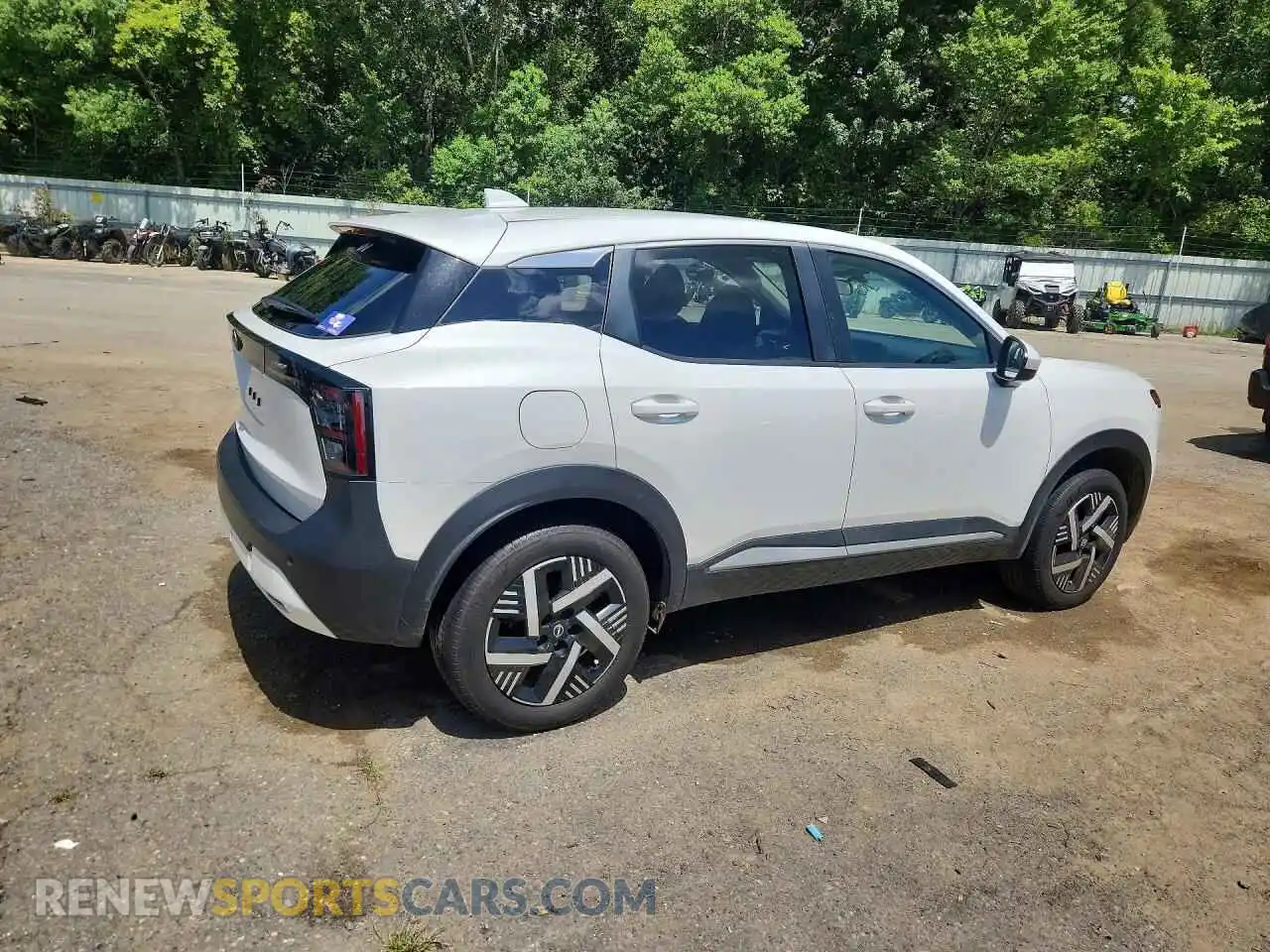 3 fotografías del automóvil dañado 3N8AP6CA6SL428902 NISSAN KICKS 2025