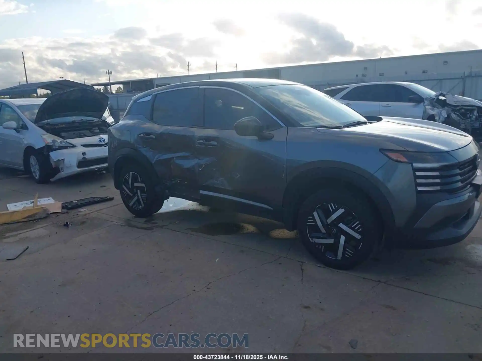 1 Photograph of a damaged car 3N8AP6CA7SL318554 NISSAN KICKS 2025
