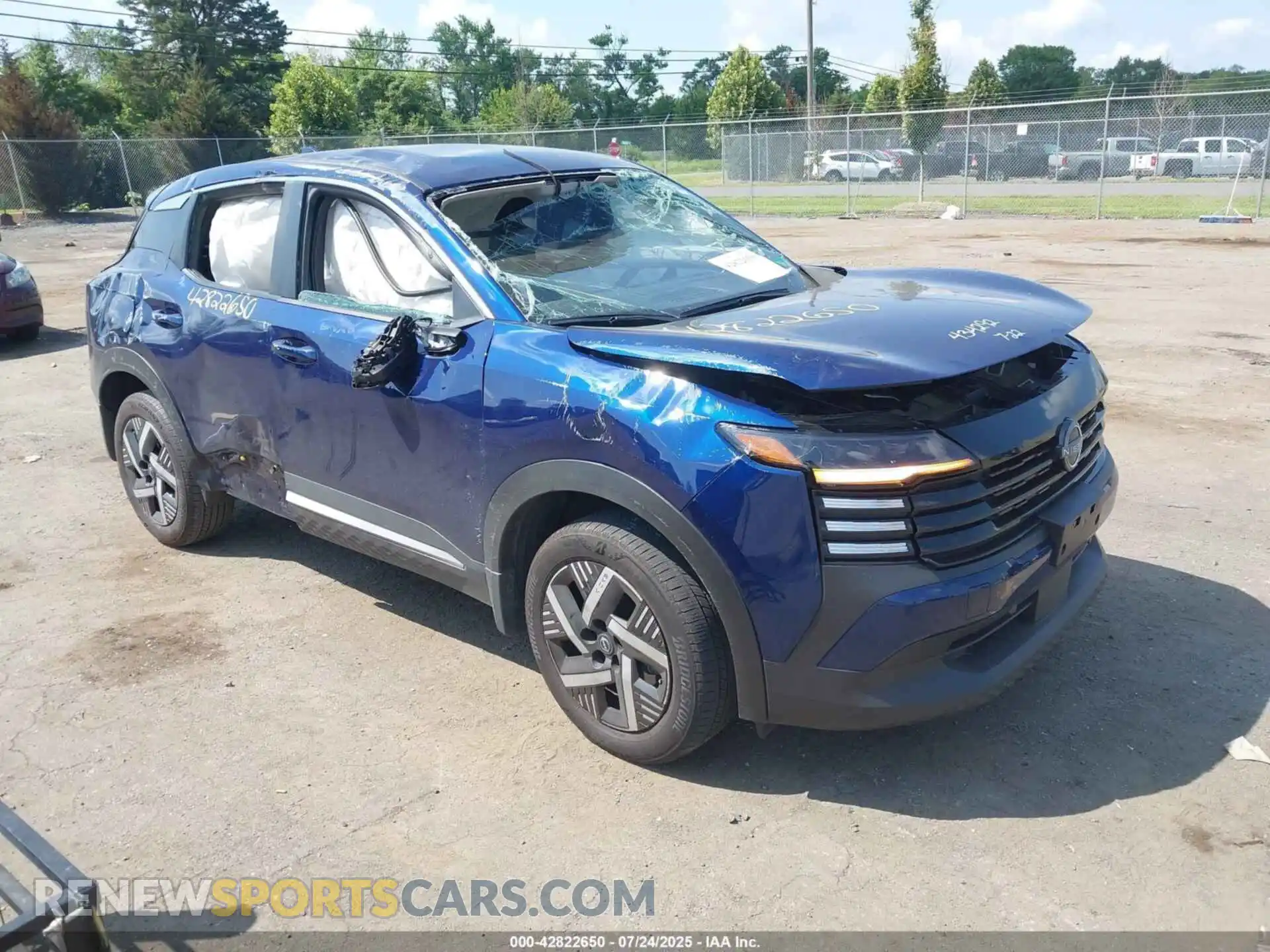 1 Photograph of a damaged car 3N8AP6CA7SL356995 NISSAN KICKS 2025
