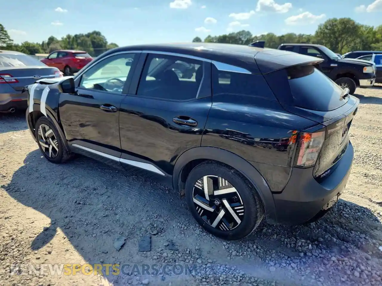 2 Photograph of a damaged car 3N8AP6CA7SL381640 NISSAN KICKS 2025