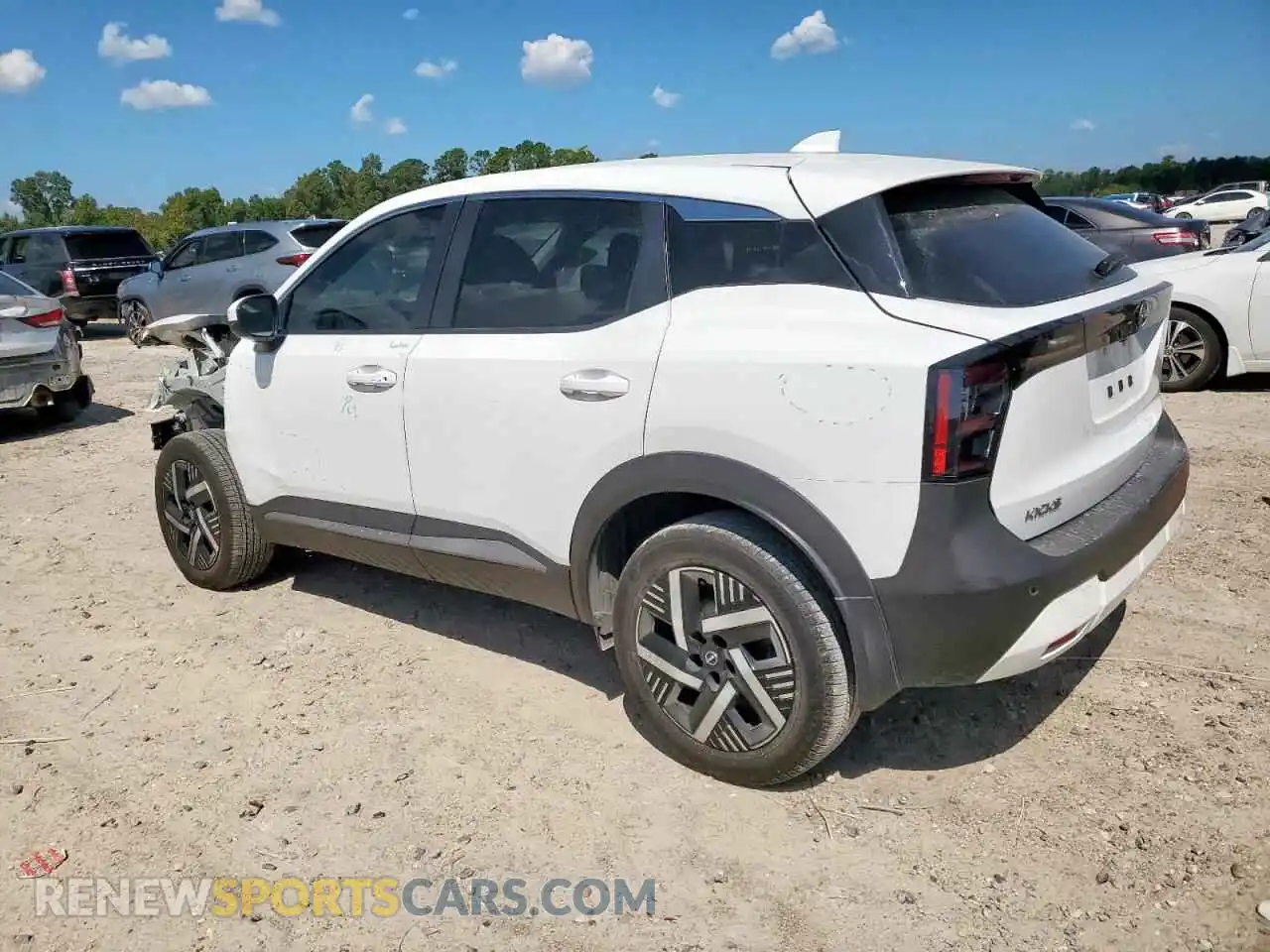 2 fotografías del automóvil dañado 3N8AP6CA8SL358027 NISSAN KICKS 2025