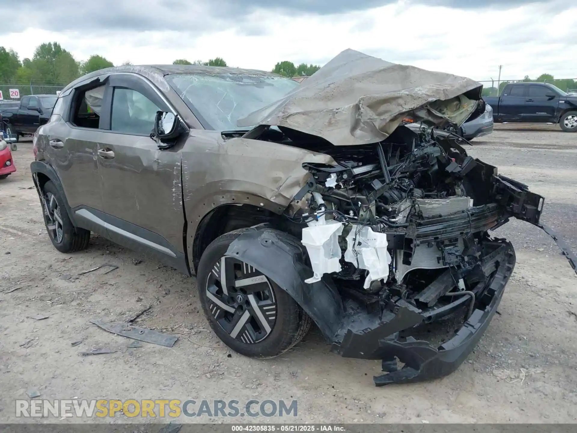 1 fotografías del automóvil dañado 3N8AP6CAXSL354013 NISSAN KICKS 2025