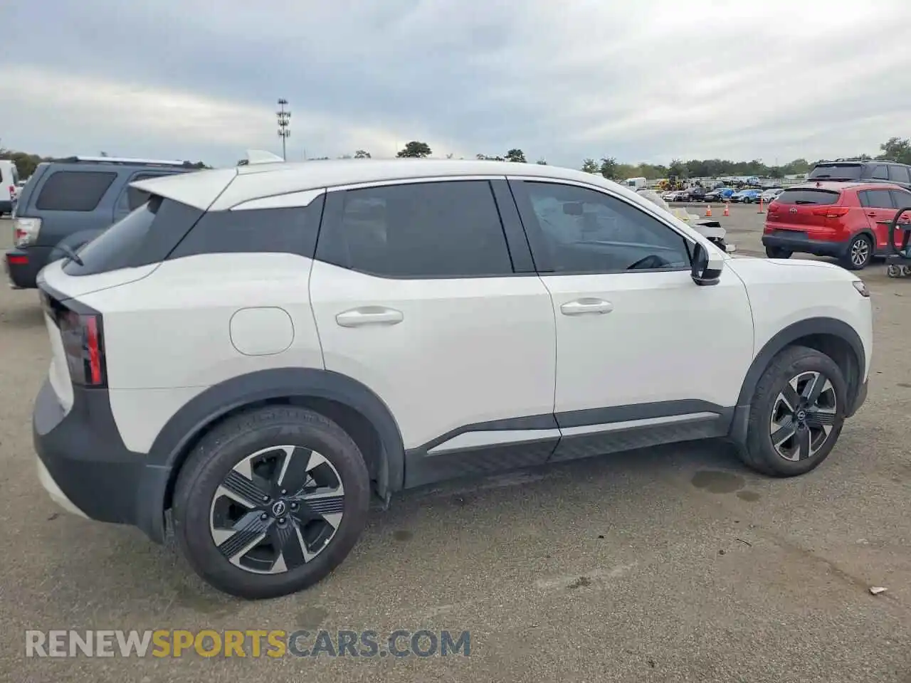 3 Photograph of a damaged car 3N8AP6CB0SL311910 NISSAN KICKS 2025