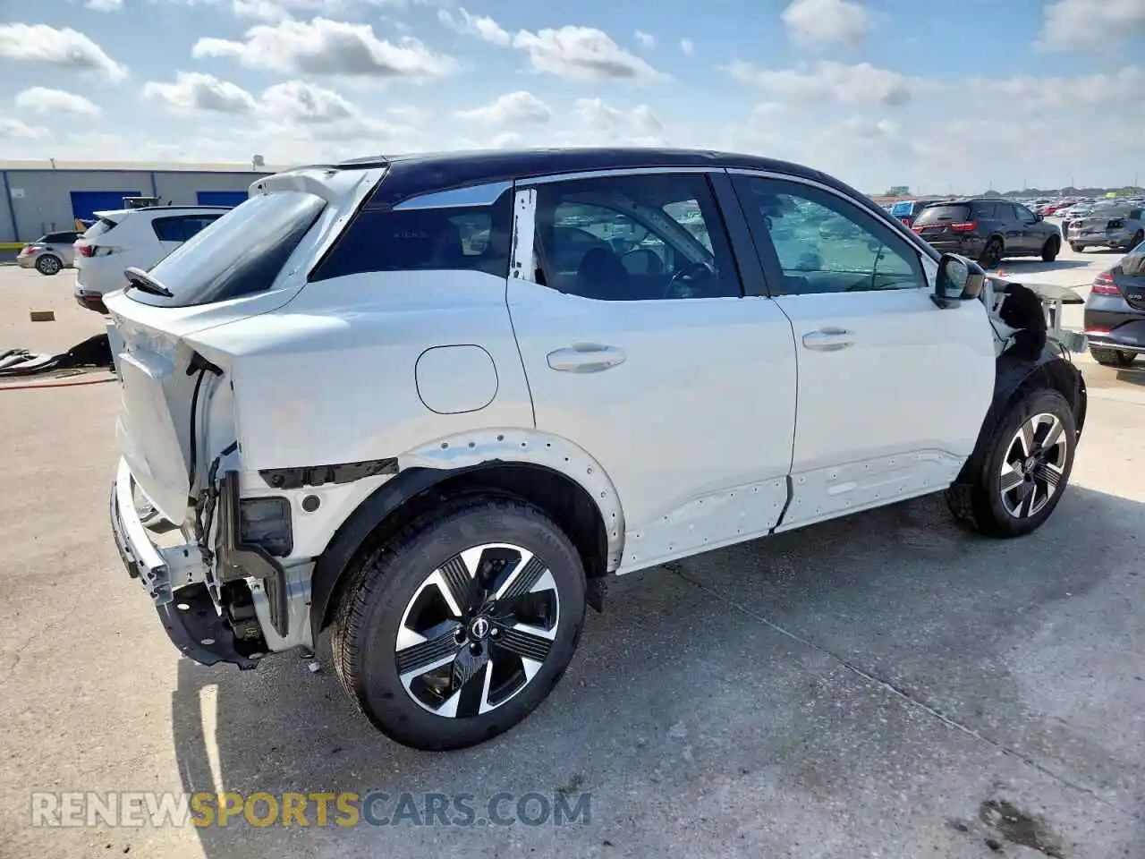 3 Photograph of a damaged car 3N8AP6CB0SL332255 NISSAN KICKS 2025