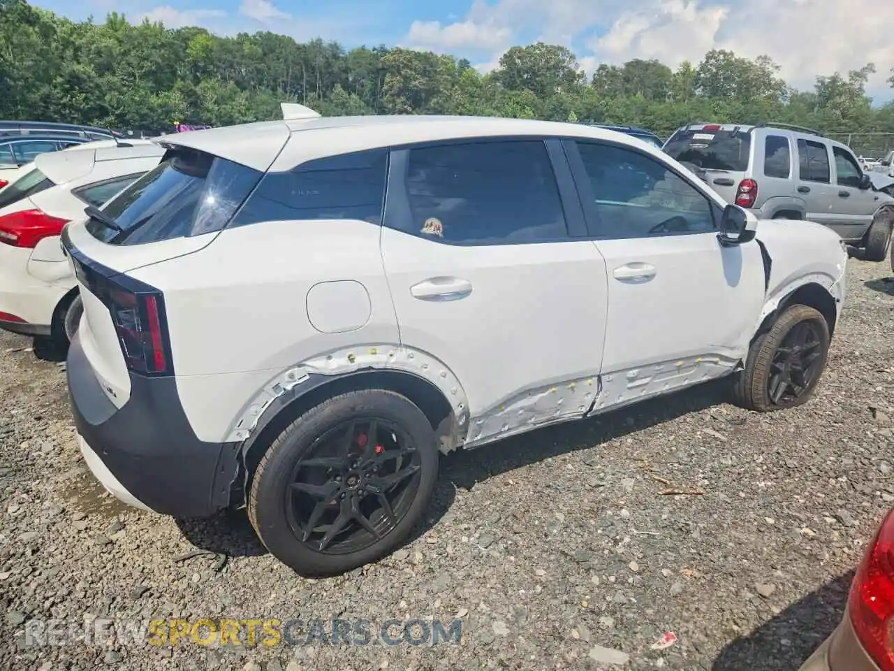3 Photograph of a damaged car 3N8AP6CB2SL318907 NISSAN KICKS 2025