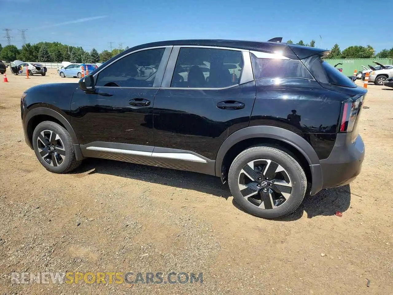 2 fotografías del automóvil dañado 3N8AP6CB3SL425559 NISSAN KICKS 2025