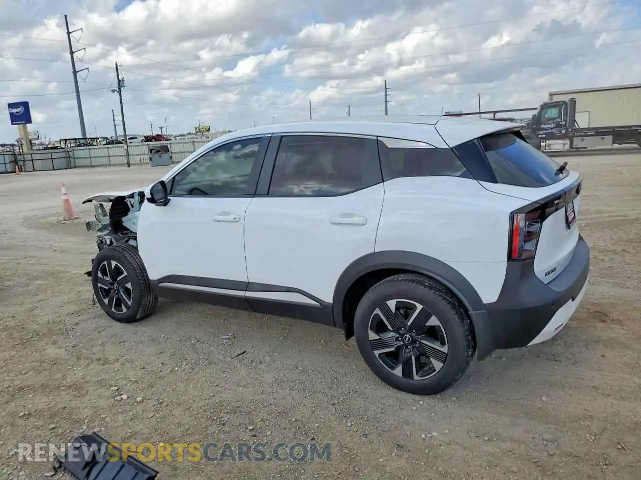 2 fotografías del automóvil dañado 3N8AP6CB4SL407667 NISSAN KICKS 2025