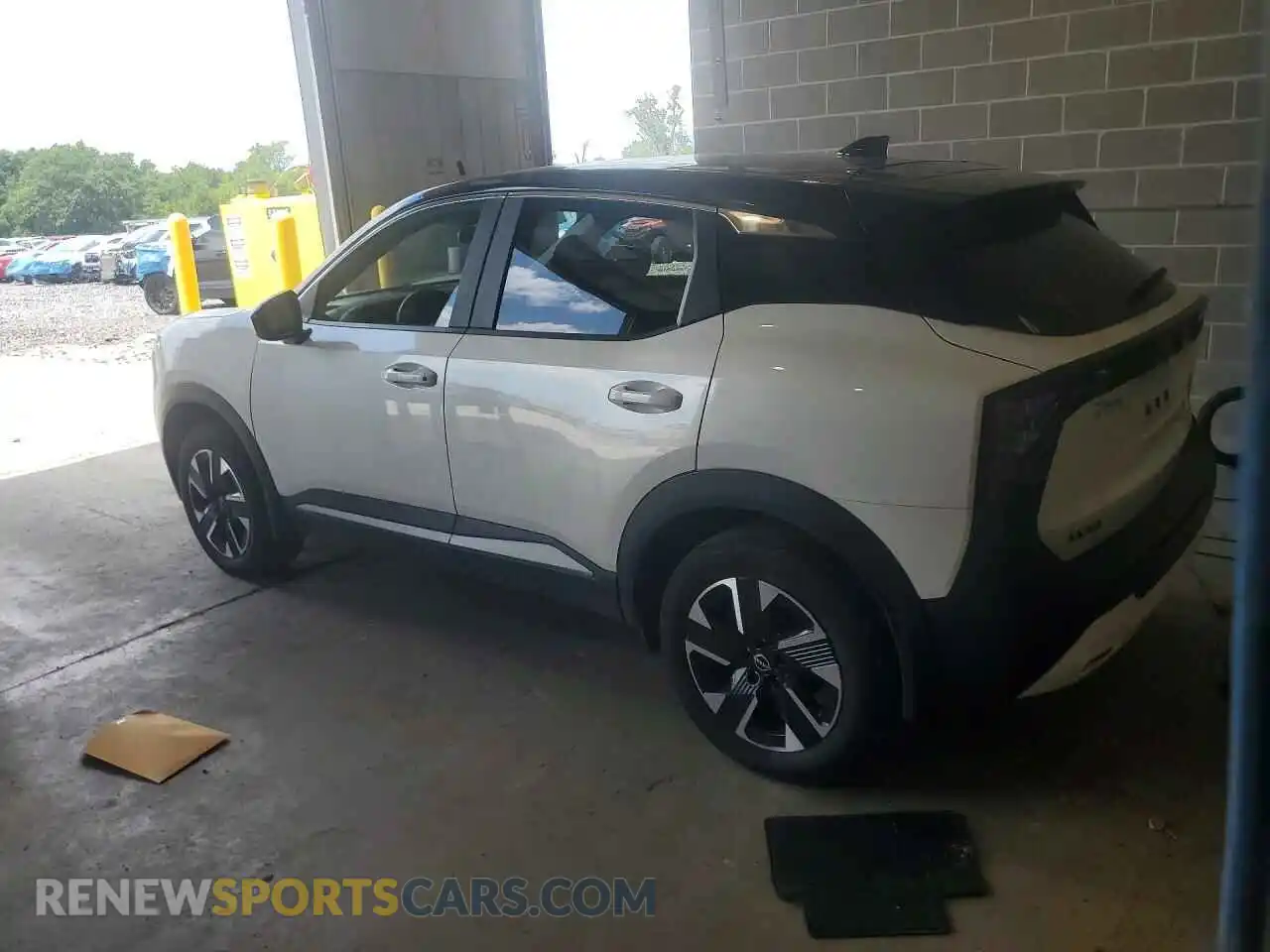 2 Photograph of a damaged car 3N8AP6CB5SL403739 NISSAN KICKS 2025