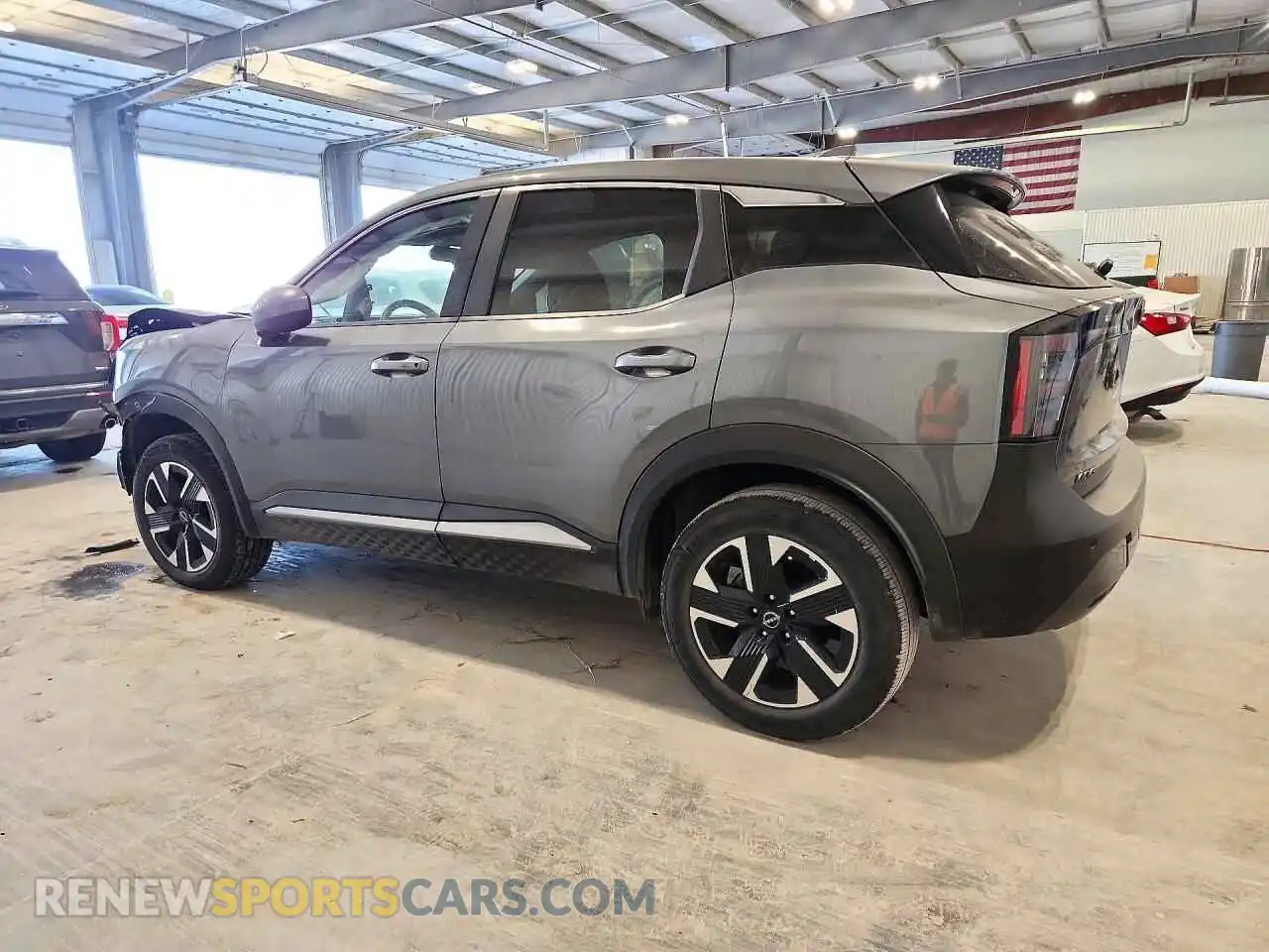 2 fotografías del automóvil dañado 3N8AP6CB6SL374364 NISSAN KICKS 2025