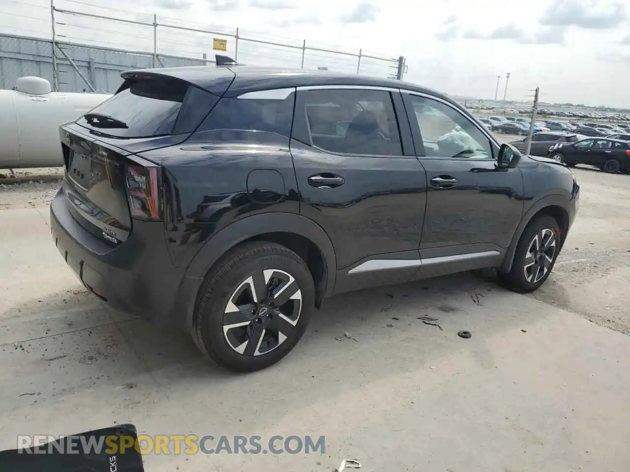 3 Photograph of a damaged car 3N8AP6CB7SL325688 NISSAN KICKS 2025