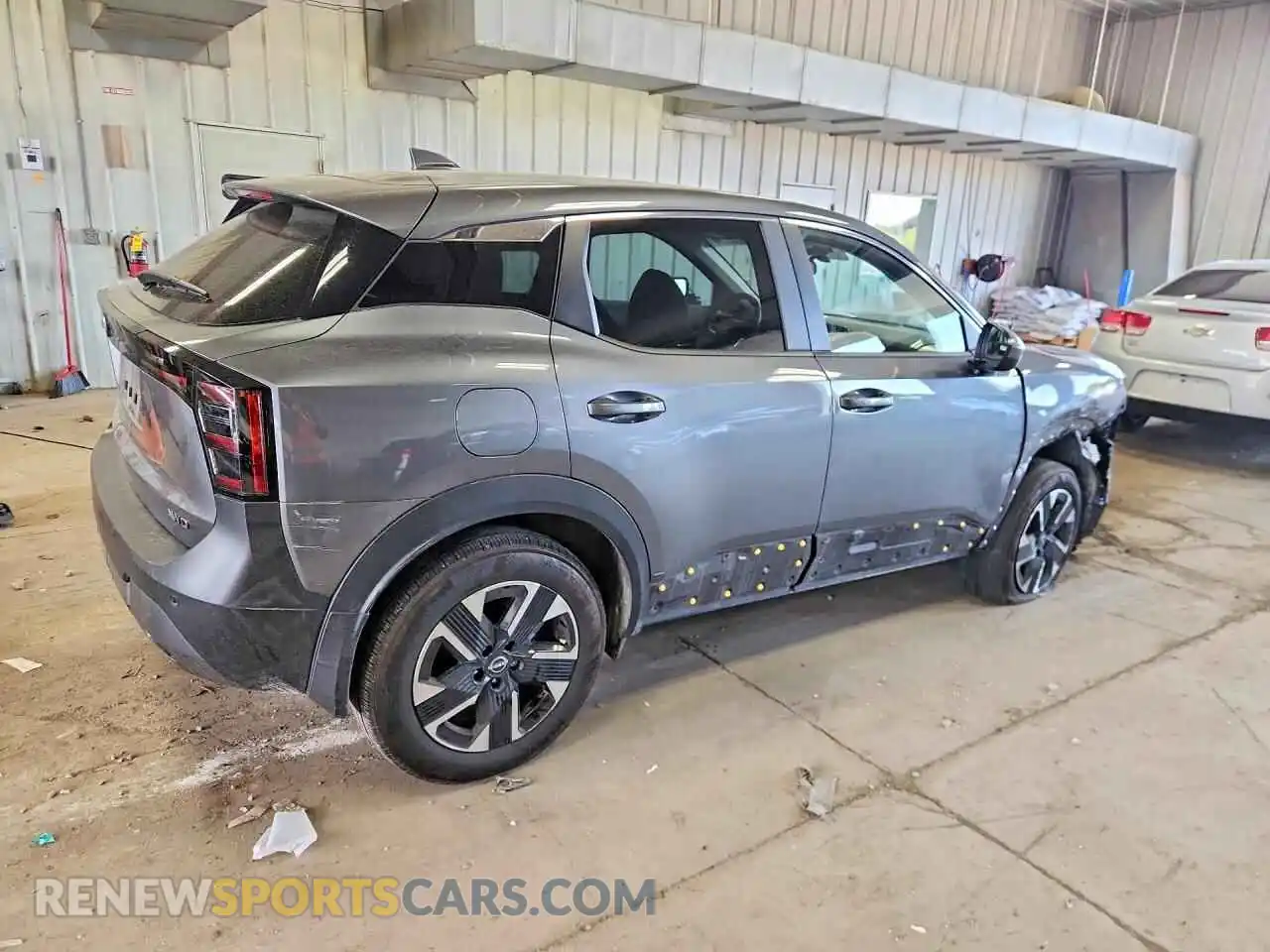 3 fotografías del automóvil dañado 3N8AP6CB7SL350283 NISSAN KICKS 2025
