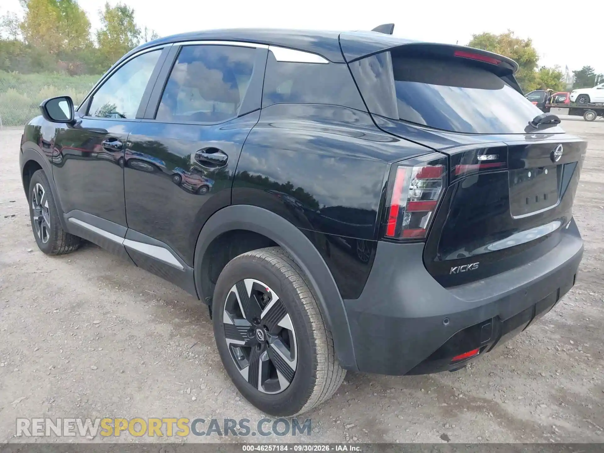 3 fotografías del automóvil dañado 3N8AP6CB7SL382330 NISSAN KICKS 2025