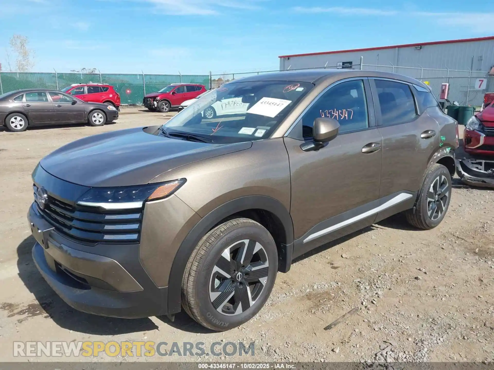 2 Фотография поврежденного автомобиля 3N8AP6CB8SL341737 NISSAN KICKS 2025