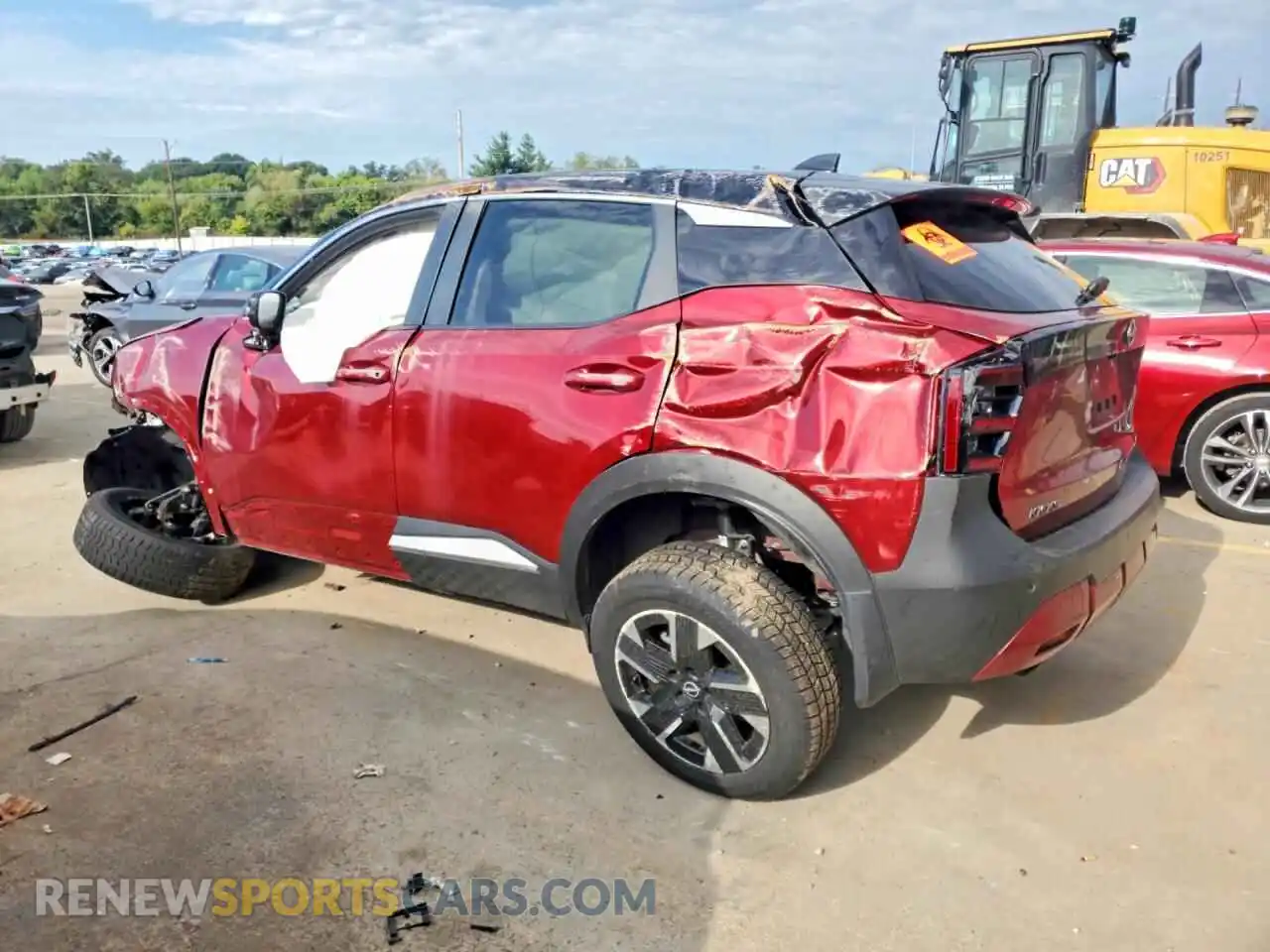 2 fotografías del automóvil dañado 3N8AP6CB9SL300971 NISSAN KICKS 2025