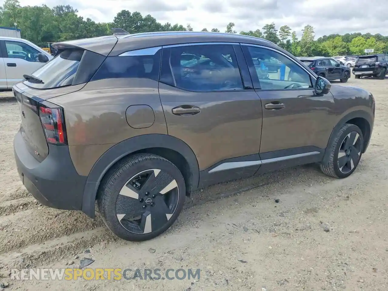 3 Фотография поврежденного автомобиля 3N8AP6DA1SL430054 NISSAN KICKS 2025