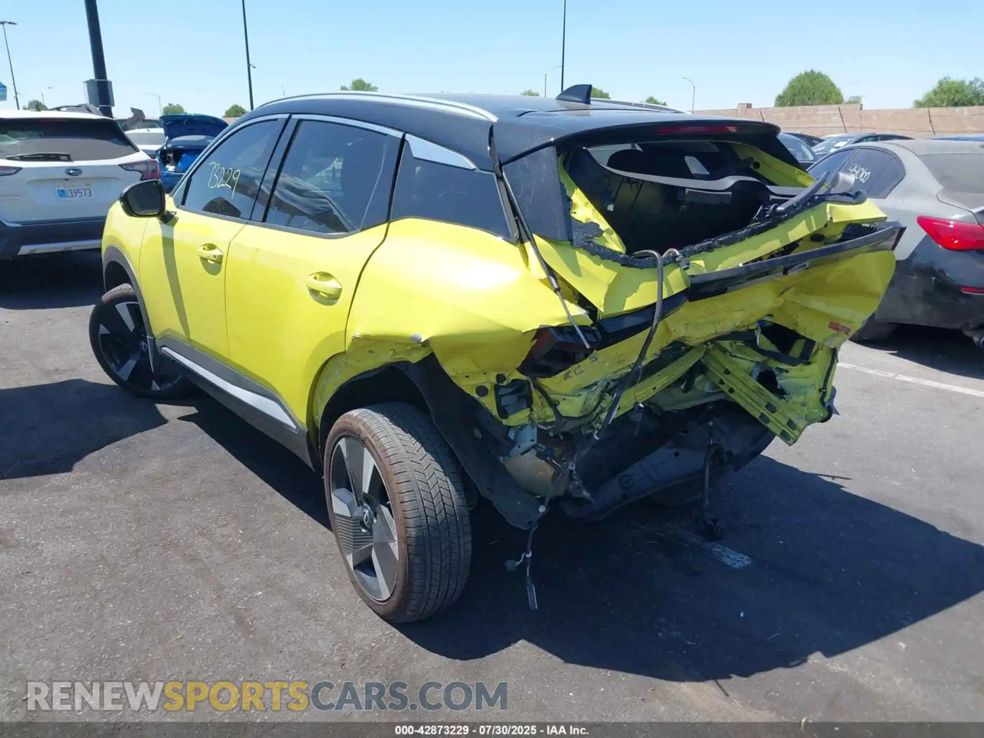 3 Photograph of a damaged car 3N8AP6DA3SL369662 NISSAN KICKS 2025