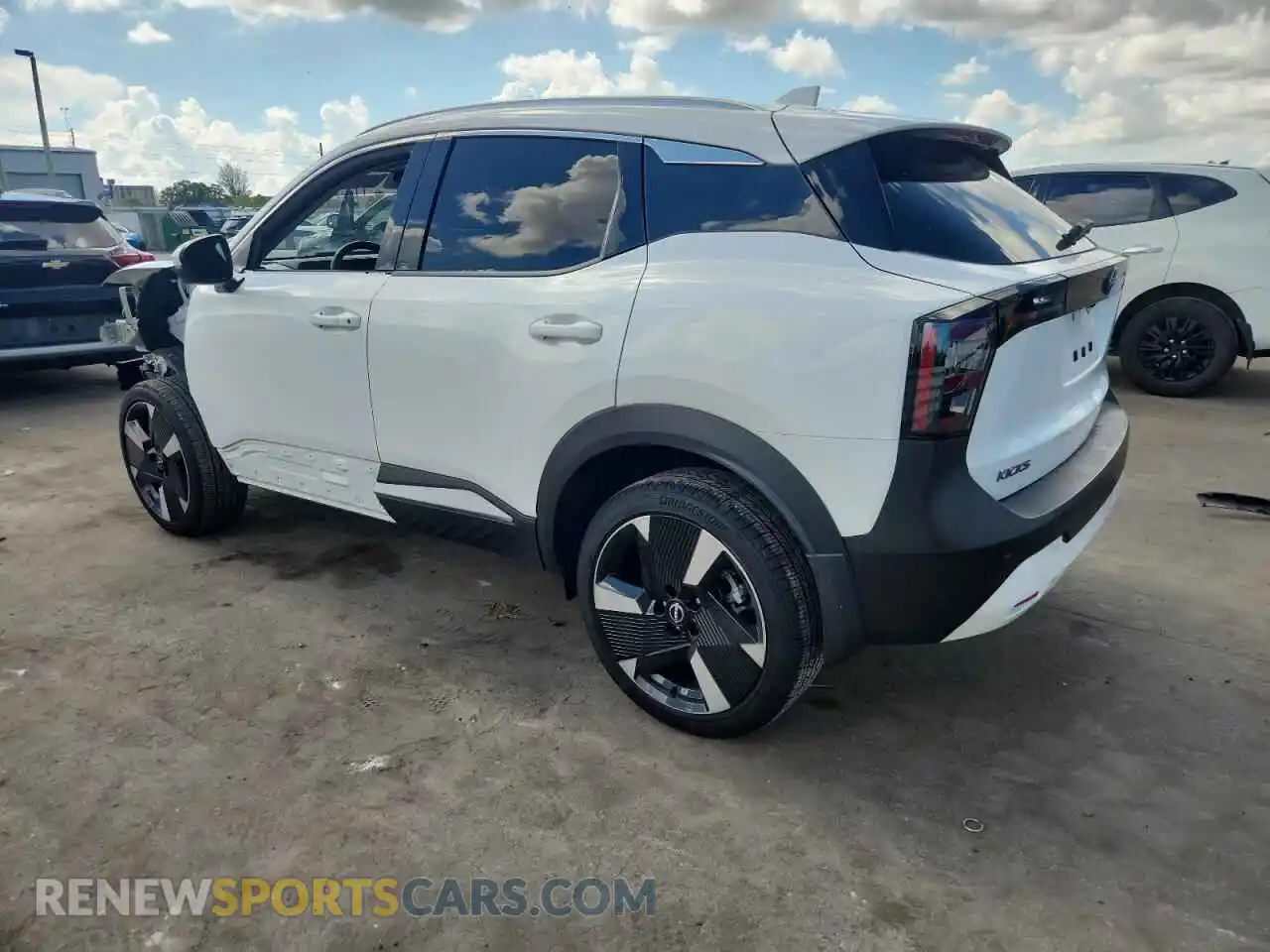 2 Photograph of a damaged car 3N8AP6DA6SL318513 NISSAN KICKS 2025