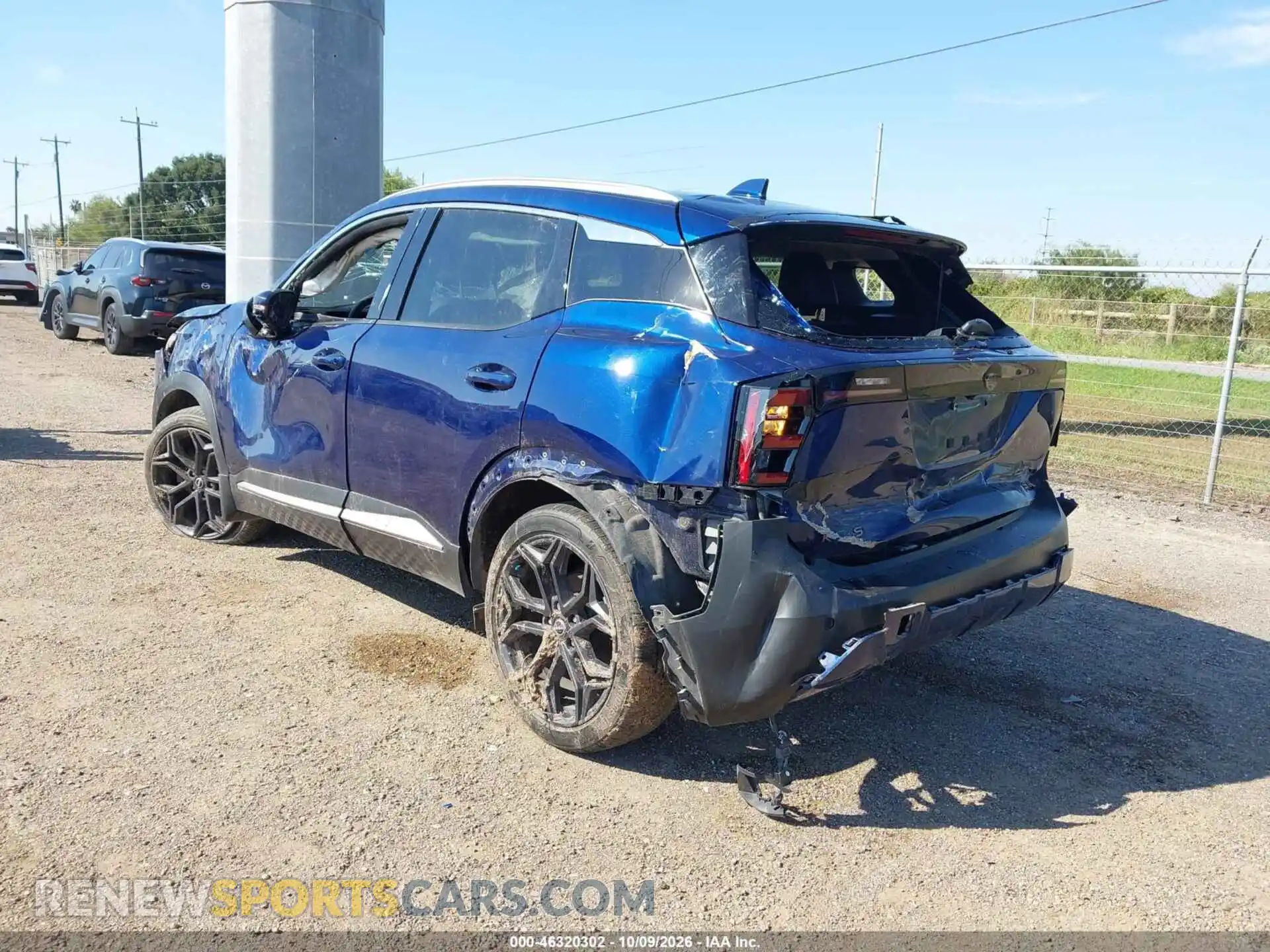 3 fotografías del automóvil dañado 3N8AP6DAXSL309703 NISSAN KICKS 2025