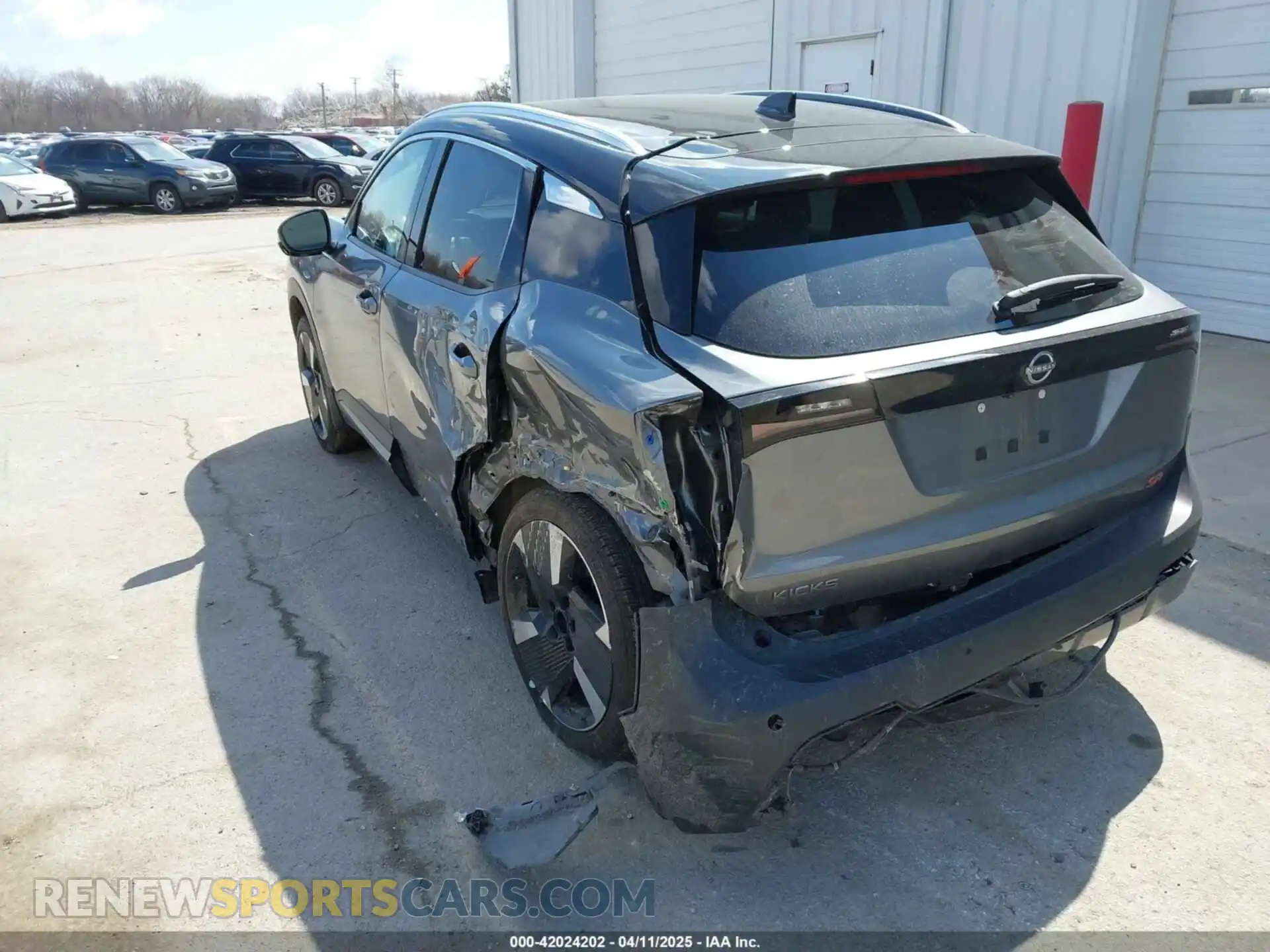 3 Photograph of a damaged car 3N8AP6DAXSL310074 NISSAN KICKS 2025