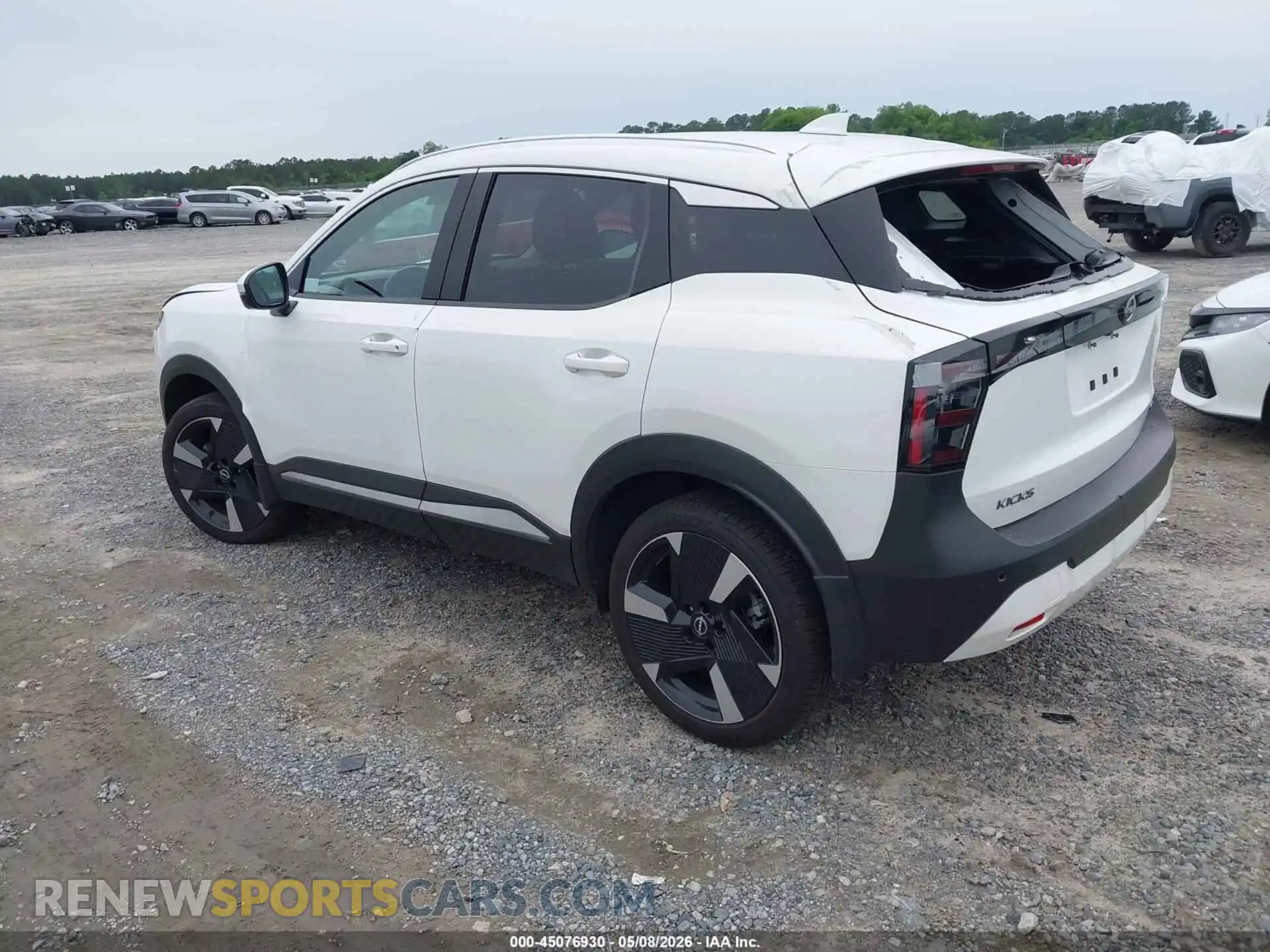 3 Photograph of a damaged car 3N8AP6DAXSL430621 NISSAN KICKS 2025